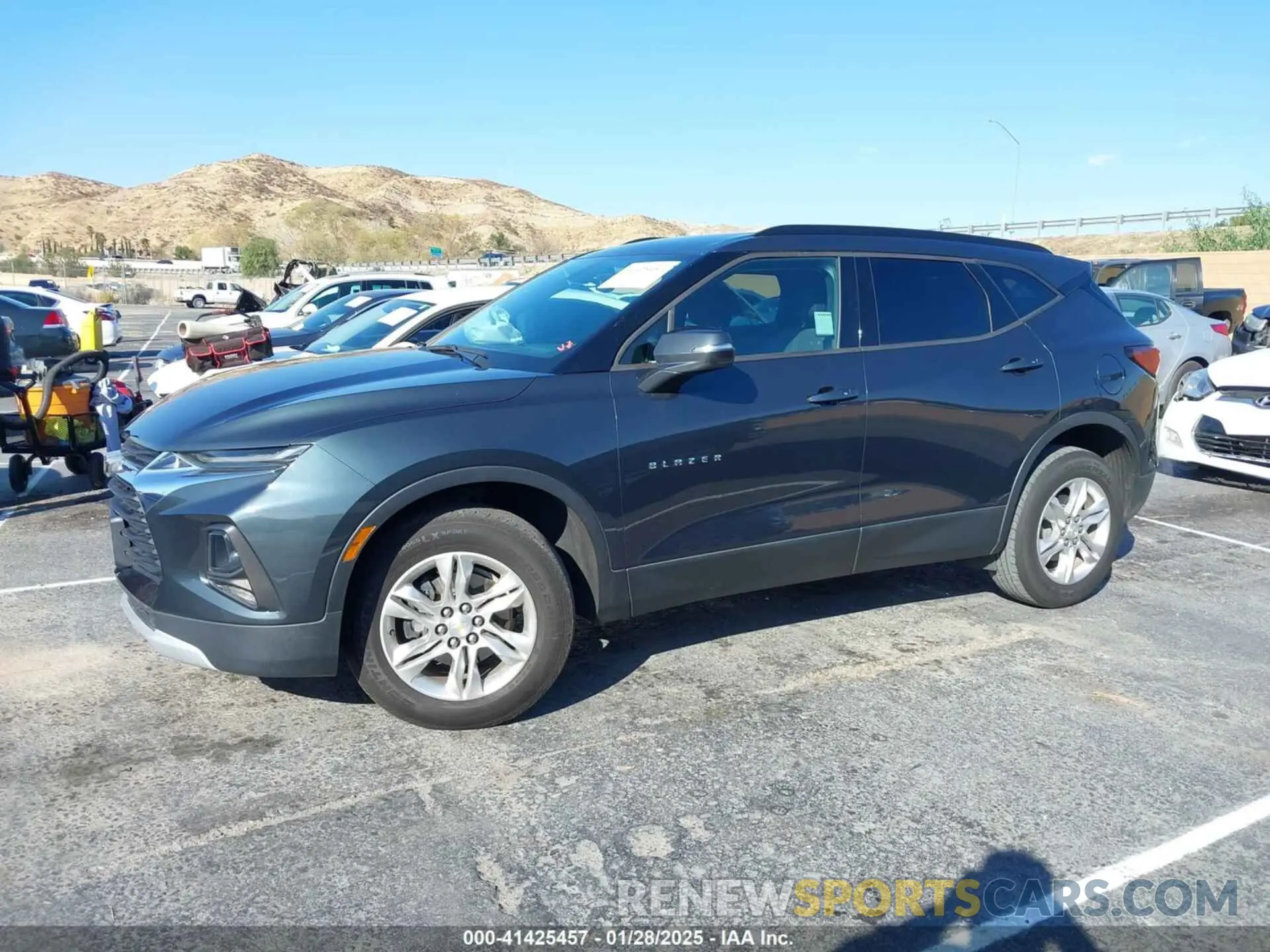 14 fotografías del automóvil dañado 3GNKBBRAXKS602045 CHEVROLET BLAZER 2019
