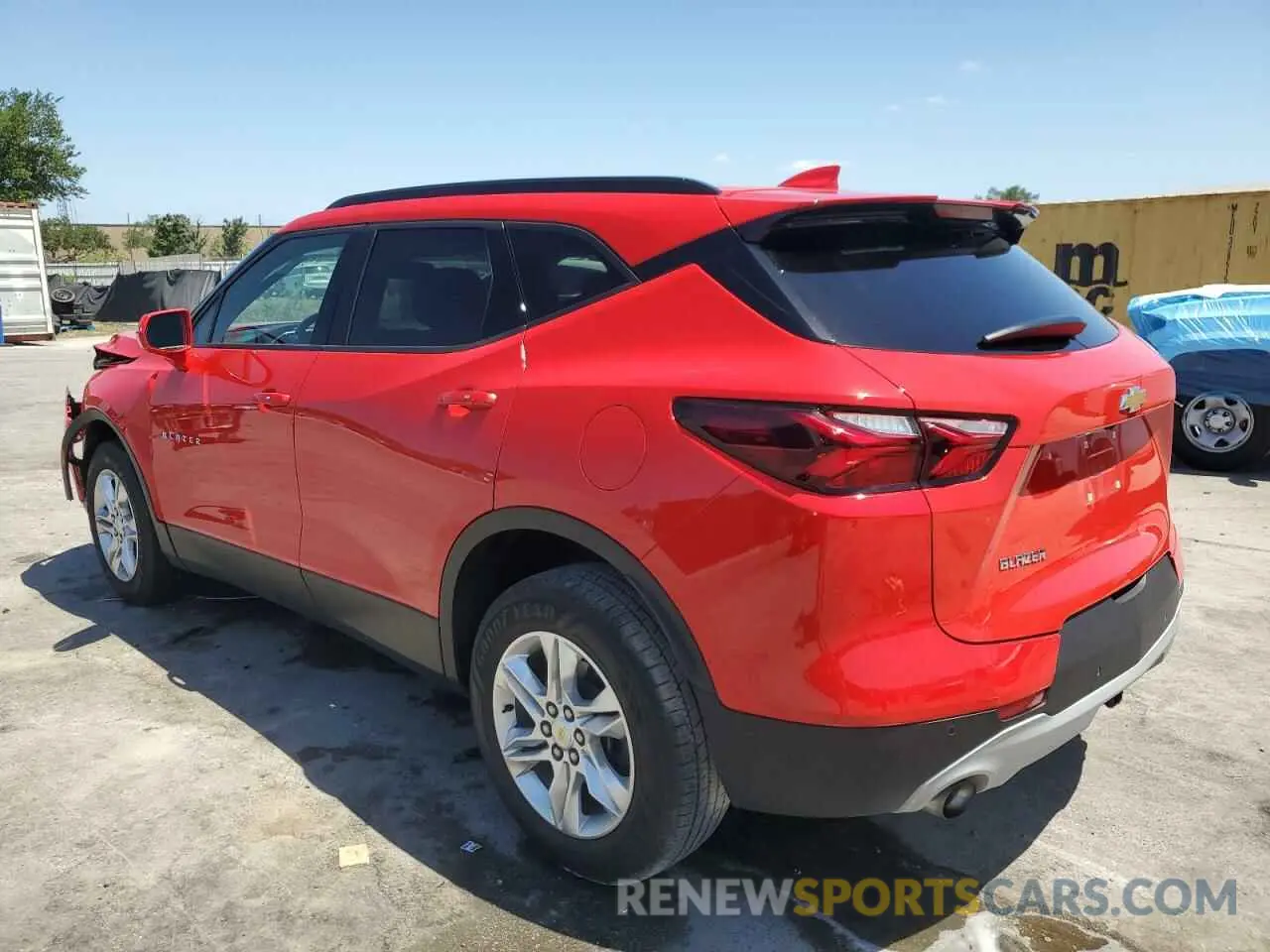2 fotografías del automóvil dañado 3GNKBCRS7KS693175 CHEVROLET BLAZER 2019
