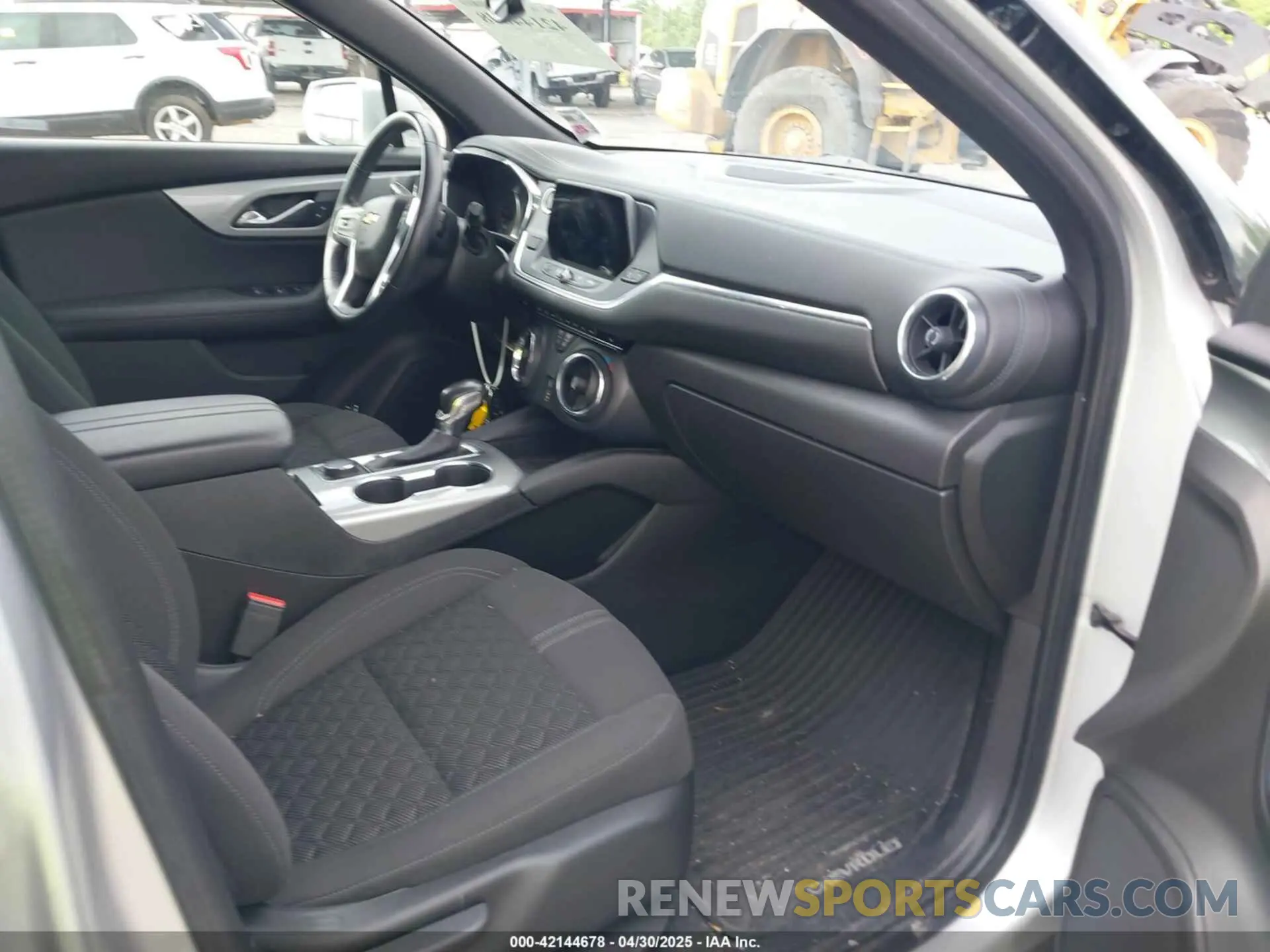 5 fotografías del automóvil dañado 3GNKBCRS8KS657026 CHEVROLET BLAZER 2019