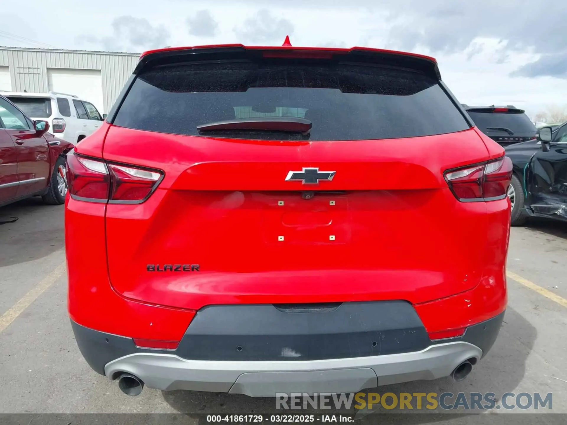 15 fotografías del automóvil dañado 3GNKBCRS8KS696988 CHEVROLET BLAZER 2019