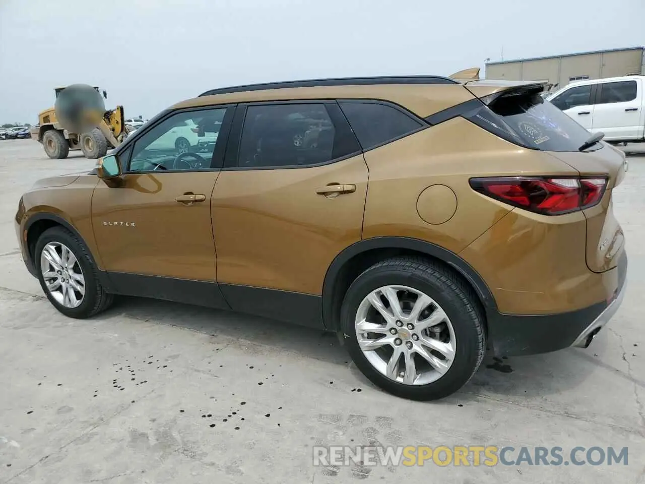 2 fotografías del automóvil dañado 3GNKBDRS7KS608714 CHEVROLET BLAZER 2019