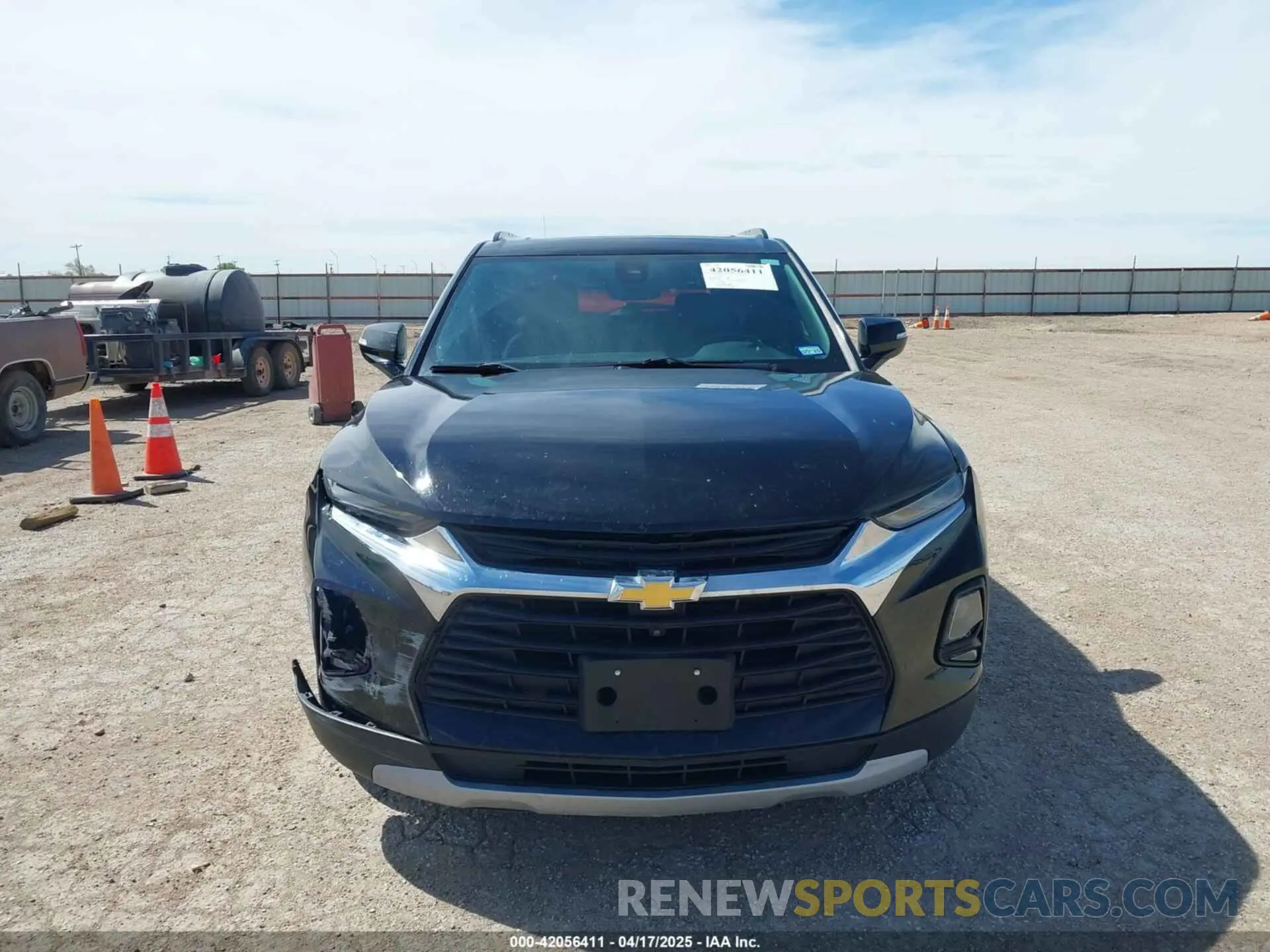 12 fotografías del automóvil dañado 3GNKBDRSXKS640962 CHEVROLET BLAZER 2019