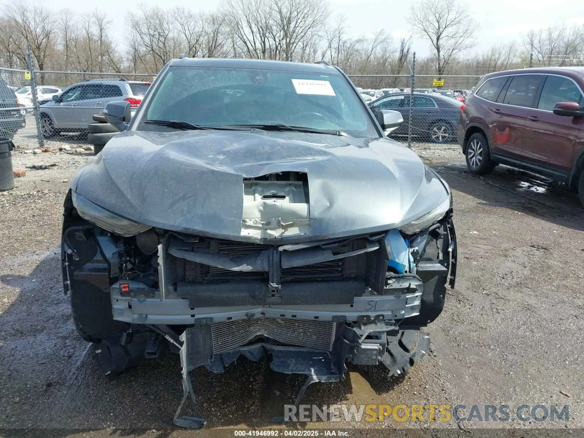 12 fotografías del automóvil dañado 3GNKBERS0KS694793 CHEVROLET BLAZER 2019