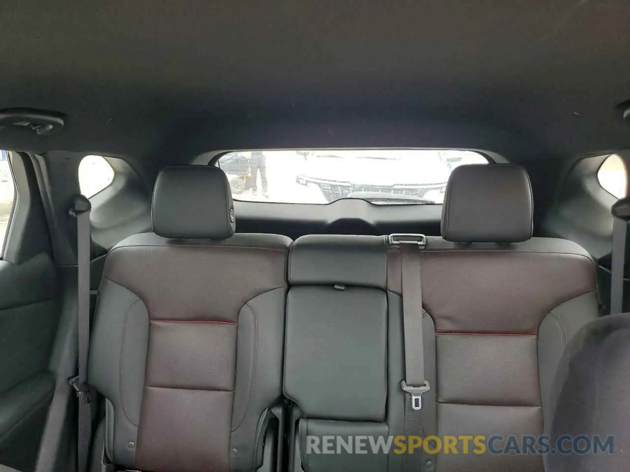 10 fotografías del automóvil dañado 3GNKBERS2KS696836 CHEVROLET BLAZER 2019