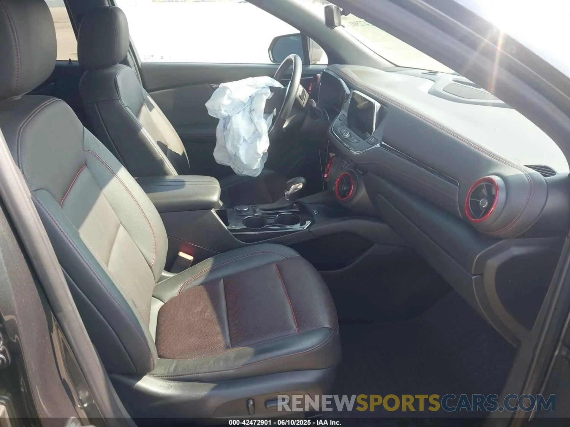 5 fotografías del automóvil dañado 3GNKBERS2KS703672 CHEVROLET BLAZER 2019