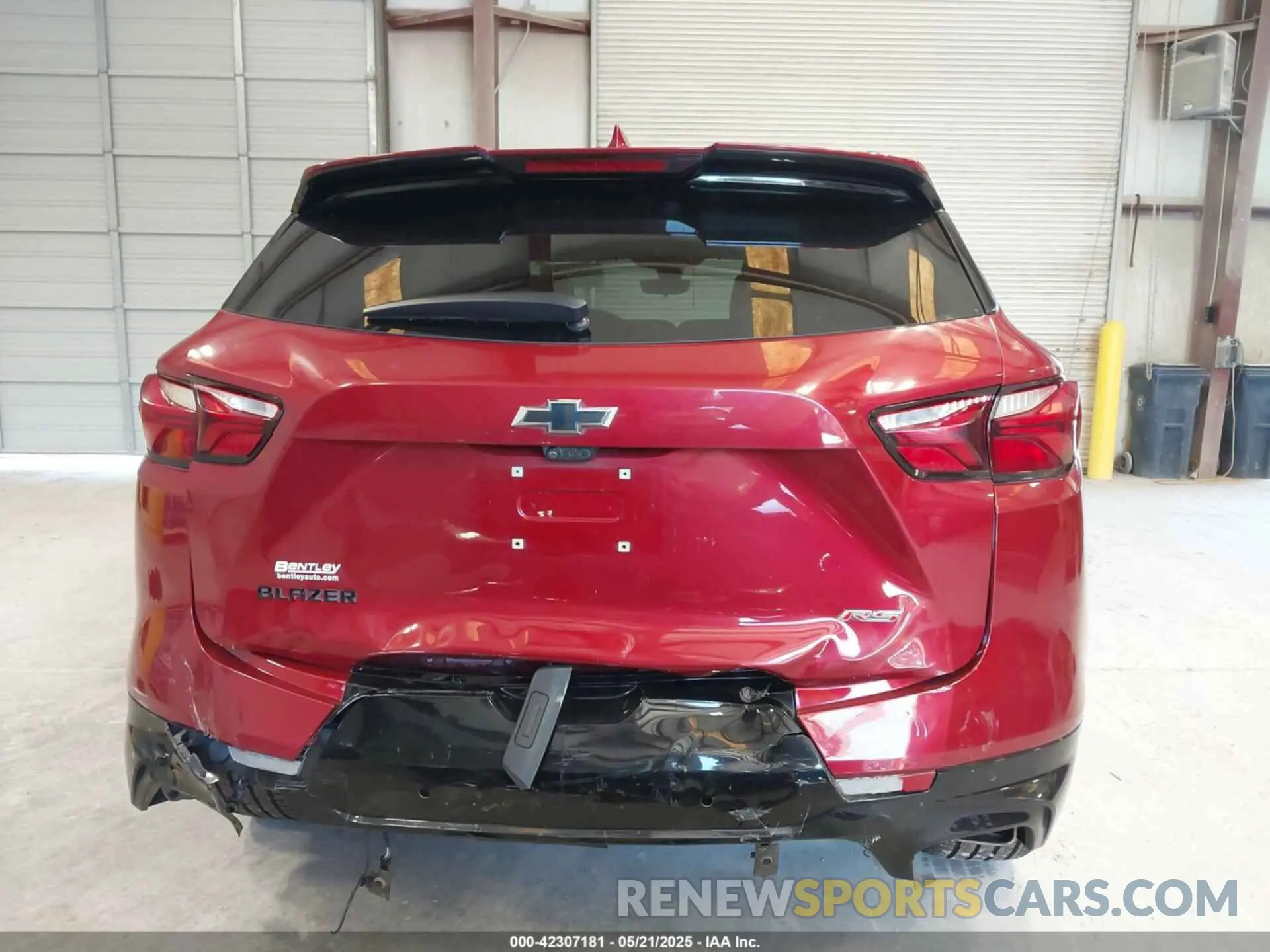 16 fotografías del automóvil dañado 3GNKBERS3KS681486 CHEVROLET BLAZER 2019