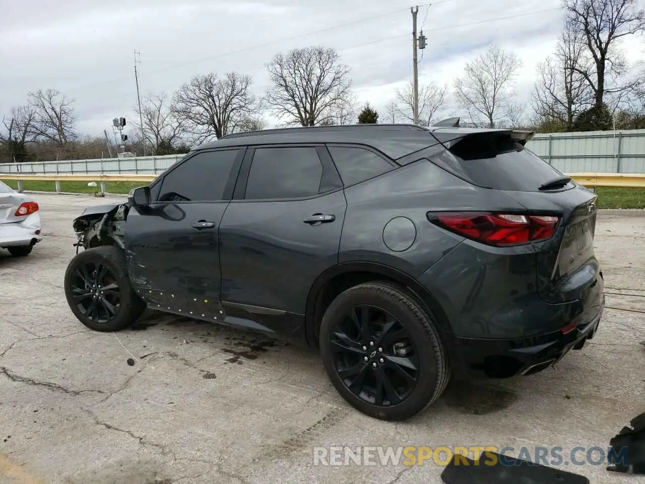 2 fotografías del automóvil dañado 3GNKBERS5KS700815 CHEVROLET BLAZER 2019
