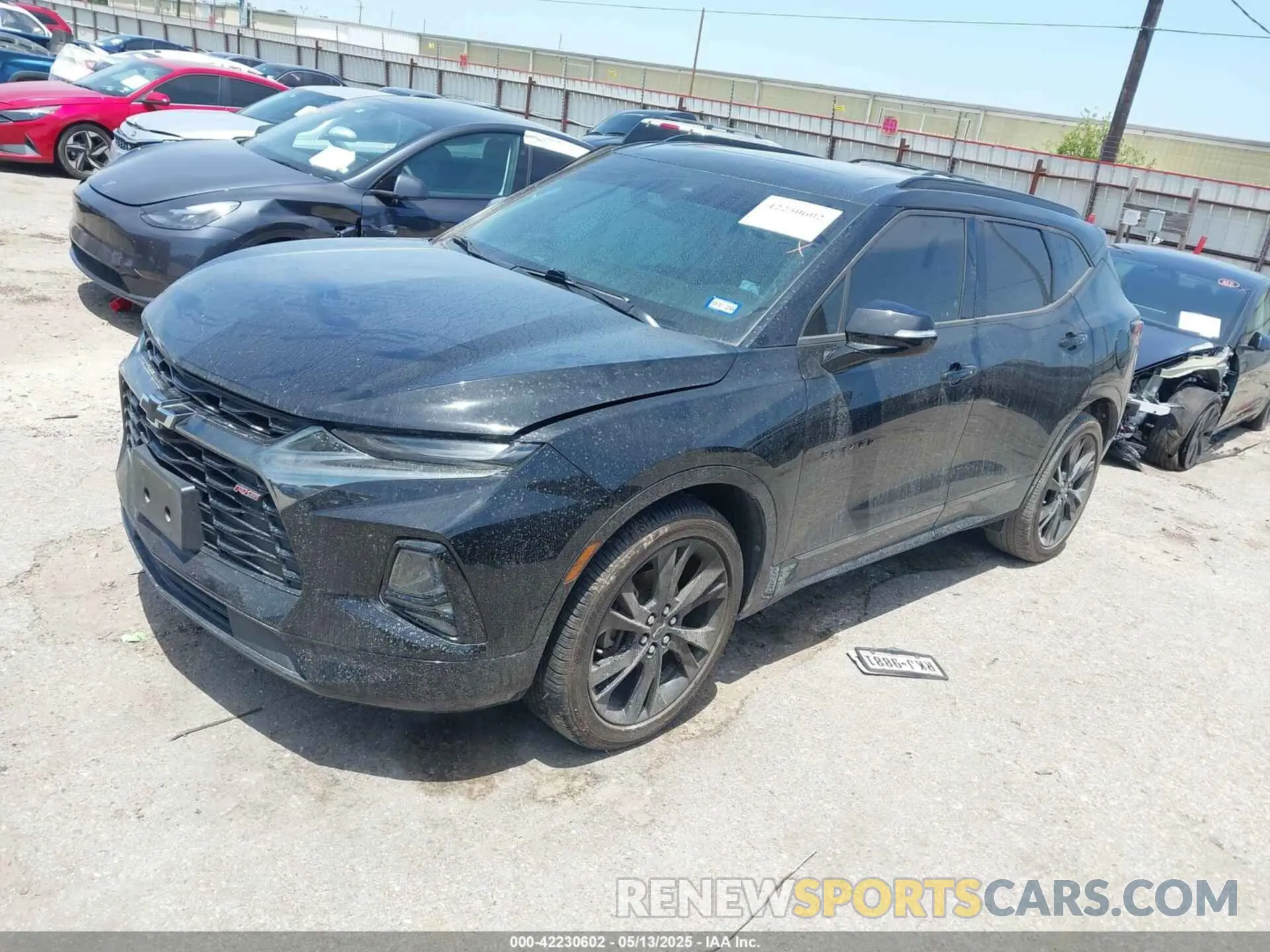 2 fotografías del automóvil dañado 3GNKBERS6KS663807 CHEVROLET BLAZER 2019