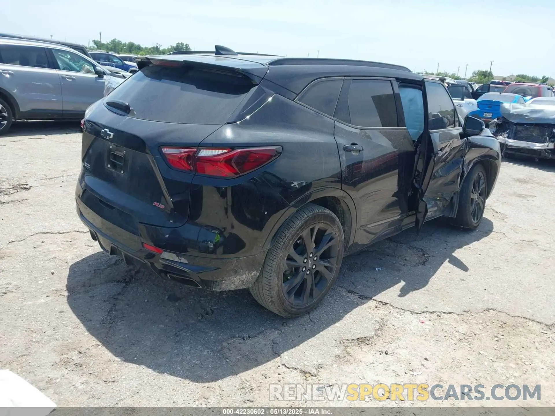 4 fotografías del automóvil dañado 3GNKBERS6KS663807 CHEVROLET BLAZER 2019