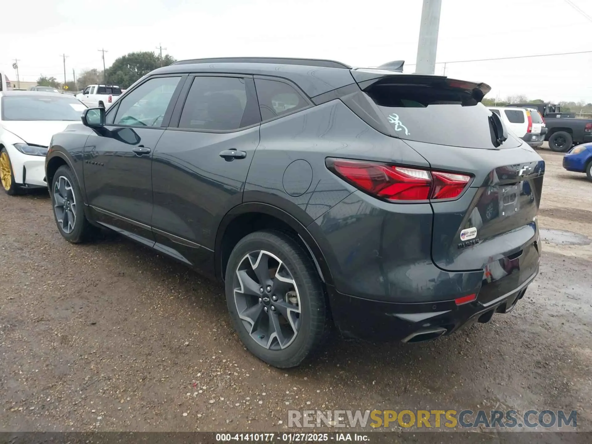 3 fotografías del automóvil dañado 3GNKBERS8KS689910 CHEVROLET BLAZER 2019