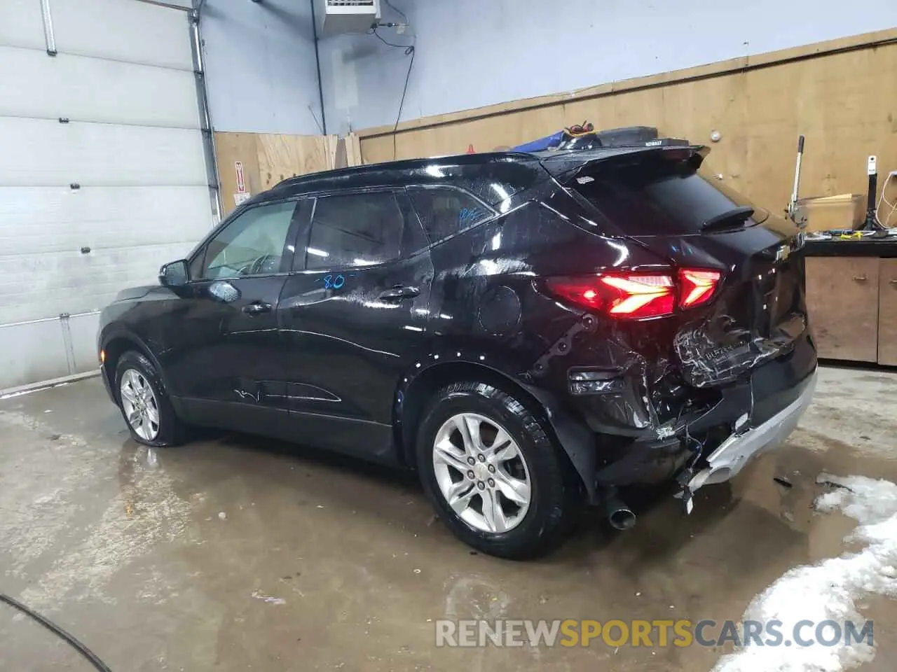2 fotografías del automóvil dañado 3GNKBGRS0KS591580 CHEVROLET BLAZER 2019
