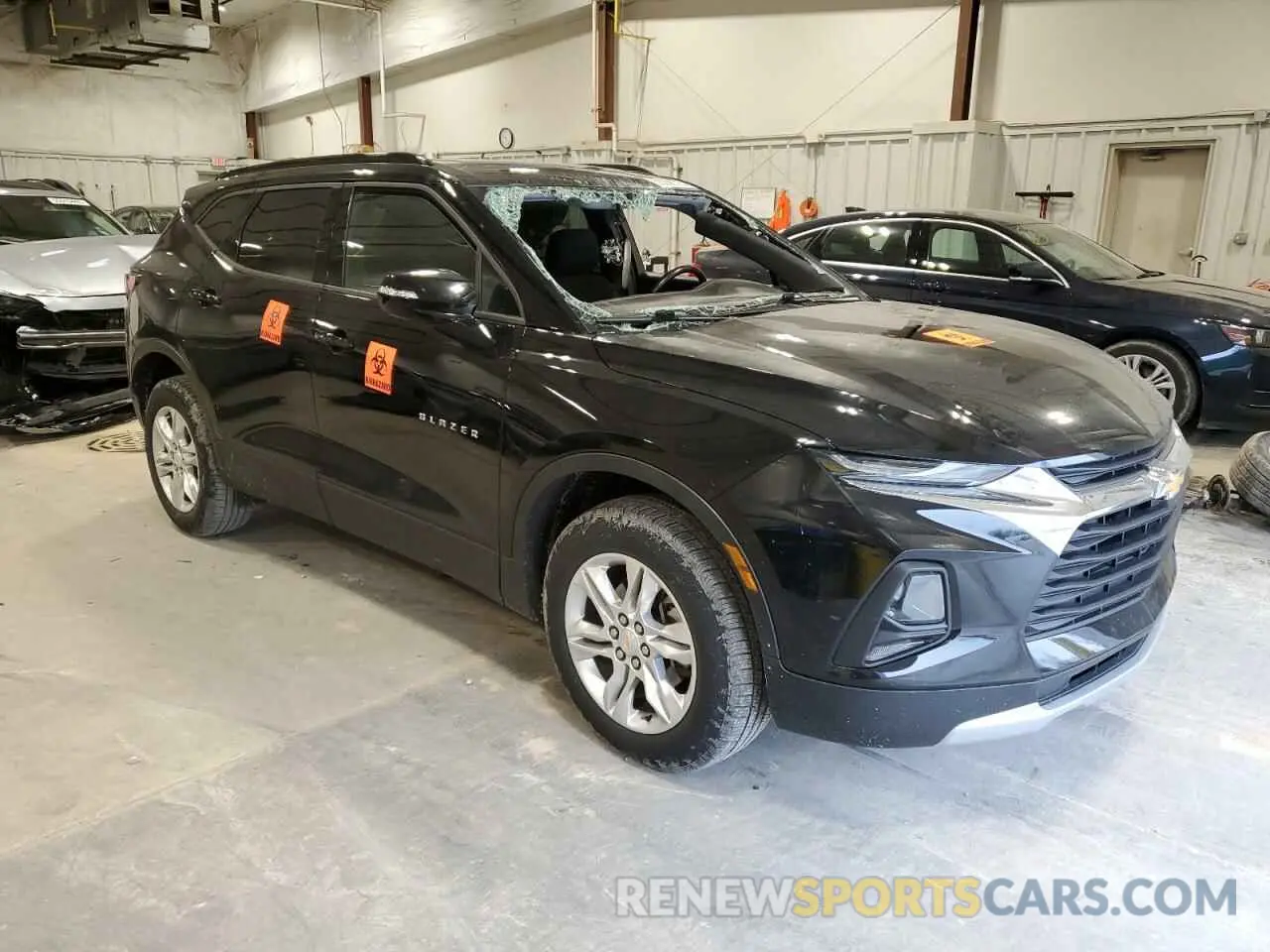 4 fotografías del automóvil dañado 3GNKBGRS0KS702905 CHEVROLET BLAZER 2019