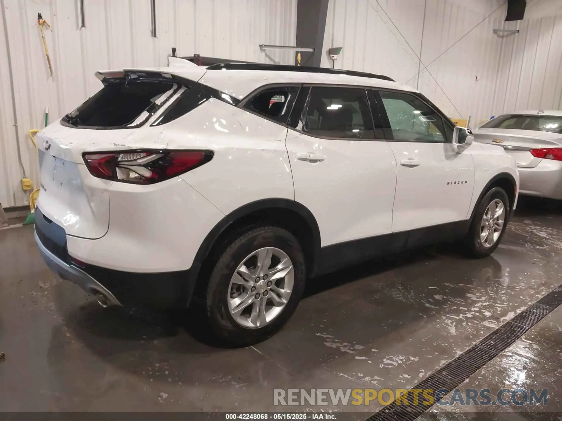 4 fotografías del automóvil dañado 3GNKBGRS2KS694189 CHEVROLET BLAZER 2019