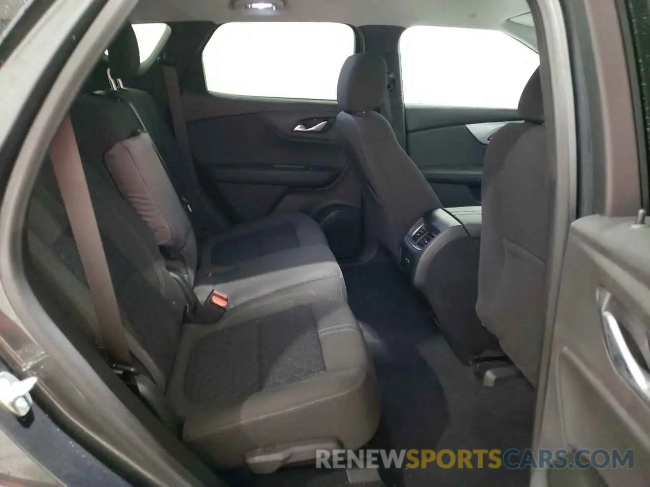 11 fotografías del automóvil dañado 3GNKBGRSXKS656015 CHEVROLET BLAZER 2019