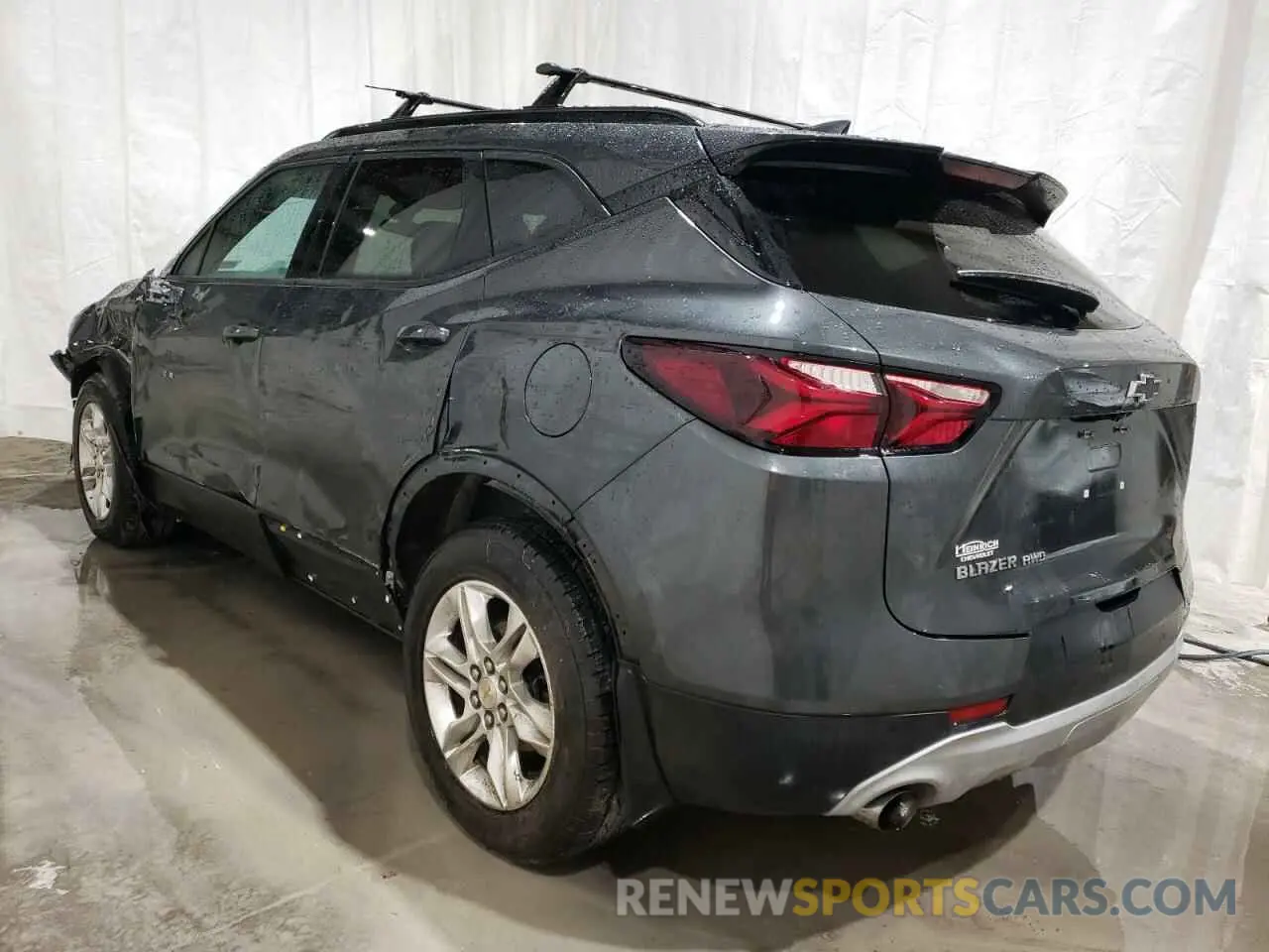 2 fotografías del automóvil dañado 3GNKBGRSXKS656015 CHEVROLET BLAZER 2019