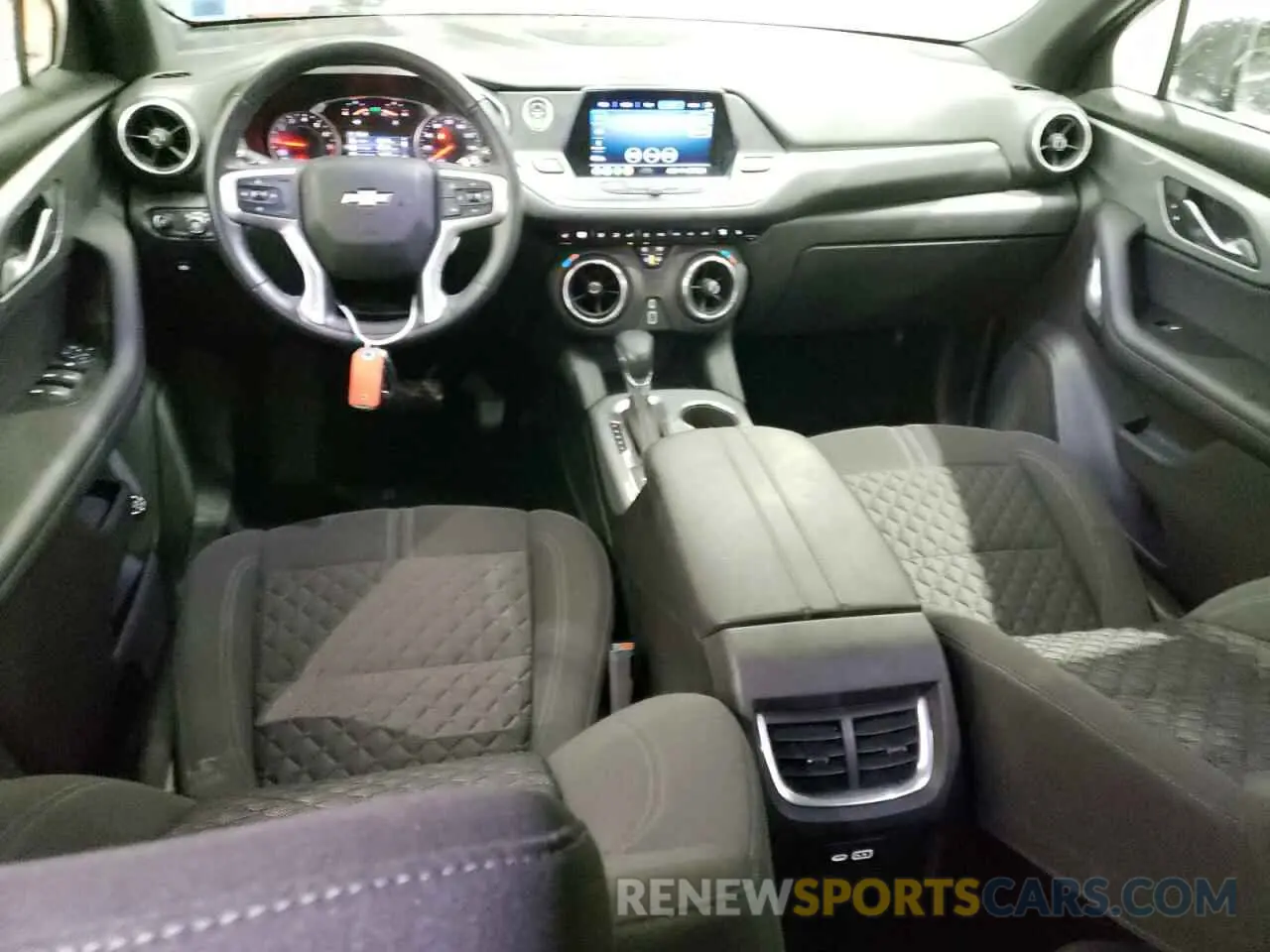 8 fotografías del automóvil dañado 3GNKBGRSXKS656015 CHEVROLET BLAZER 2019