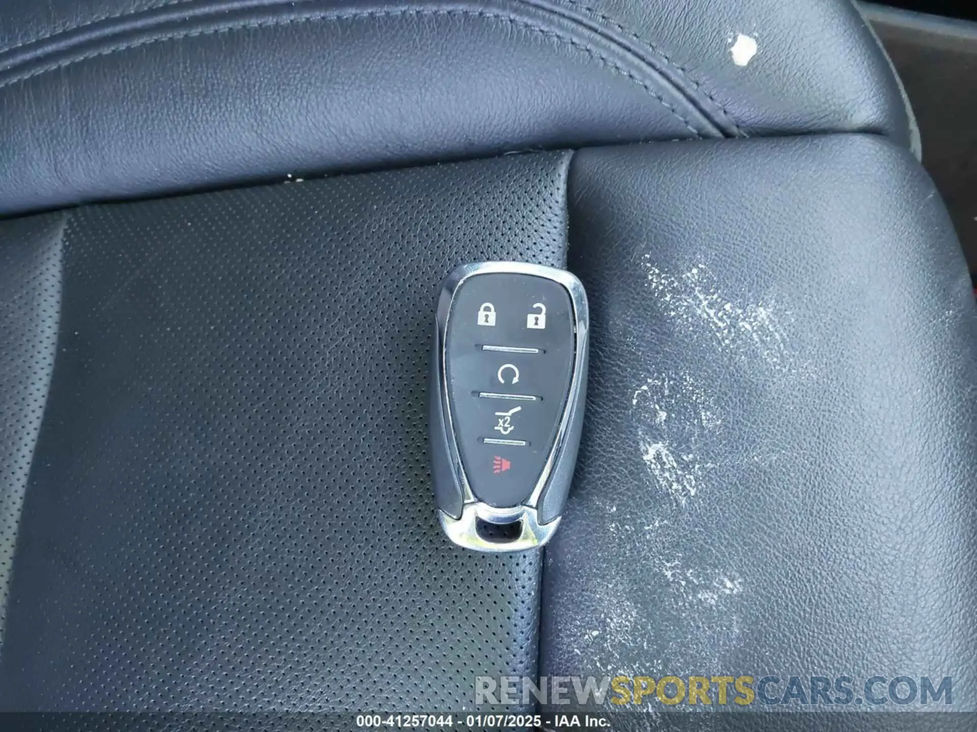 11 fotografías del automóvil dañado 3GNKBHRS0KS661570 CHEVROLET BLAZER 2019