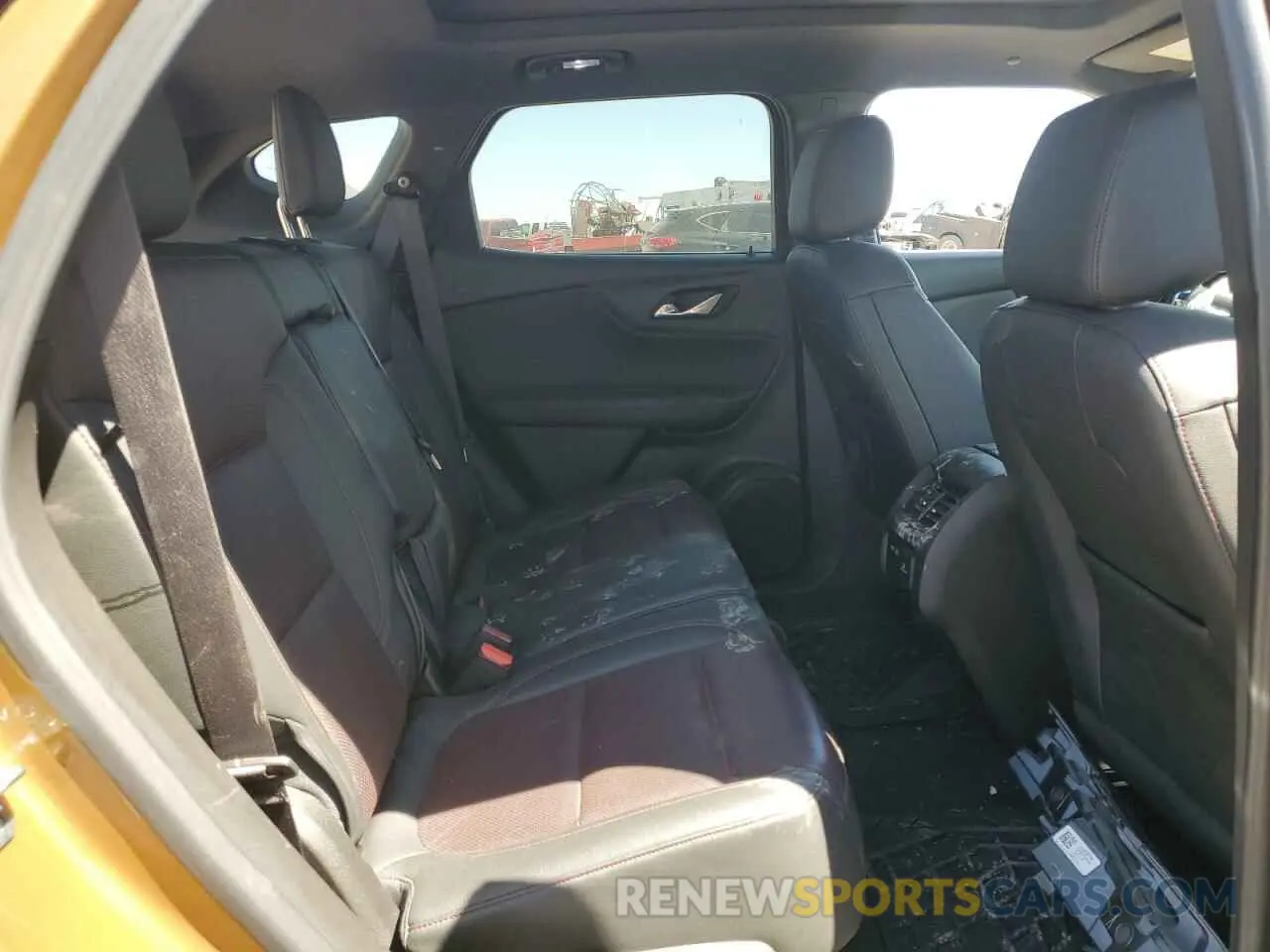 10 fotografías del automóvil dañado 3GNKBJRS3KS680296 CHEVROLET BLAZER 2019