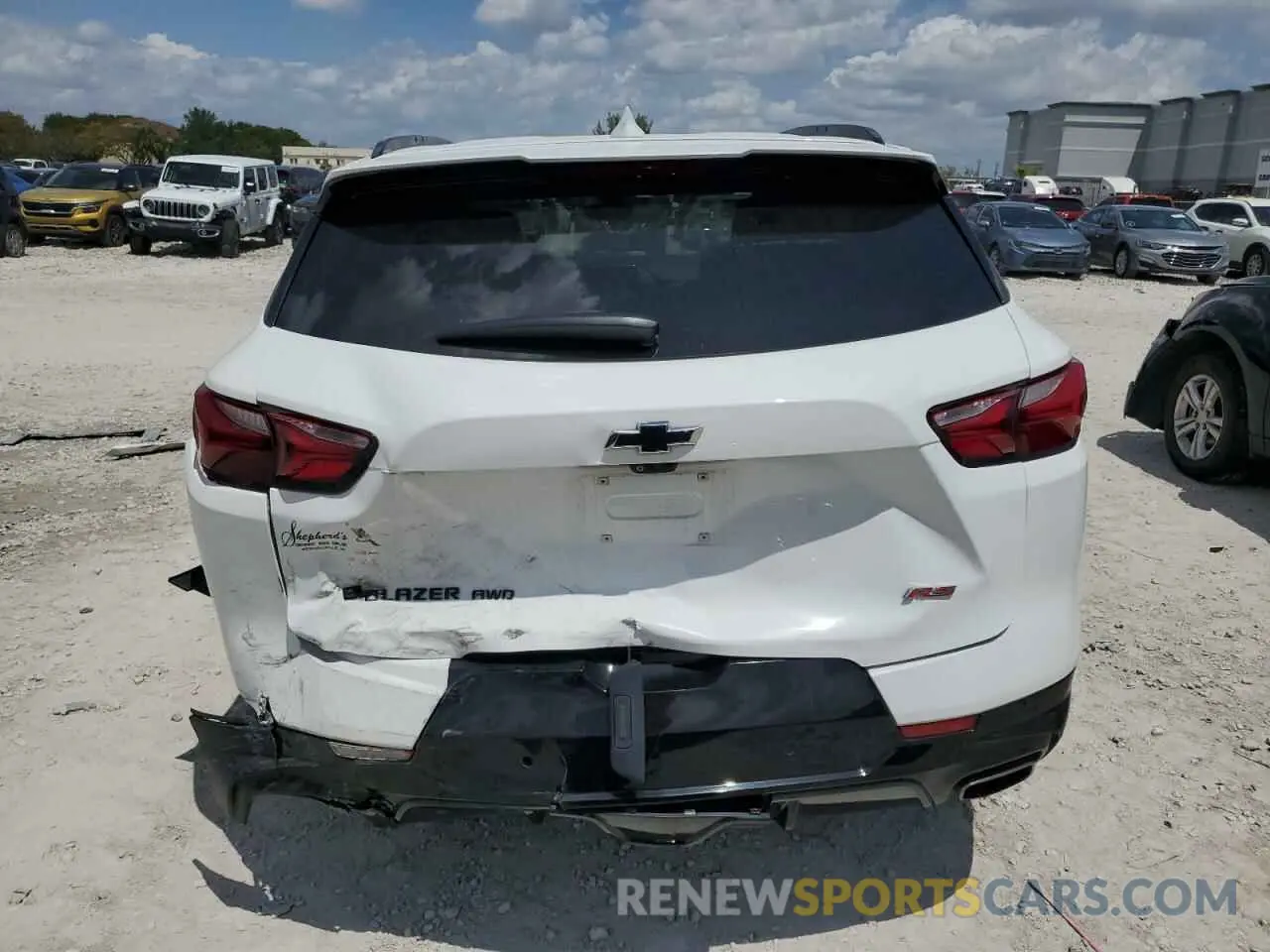 6 fotografías del automóvil dañado 3GNKBJRS5KS700855 CHEVROLET BLAZER 2019