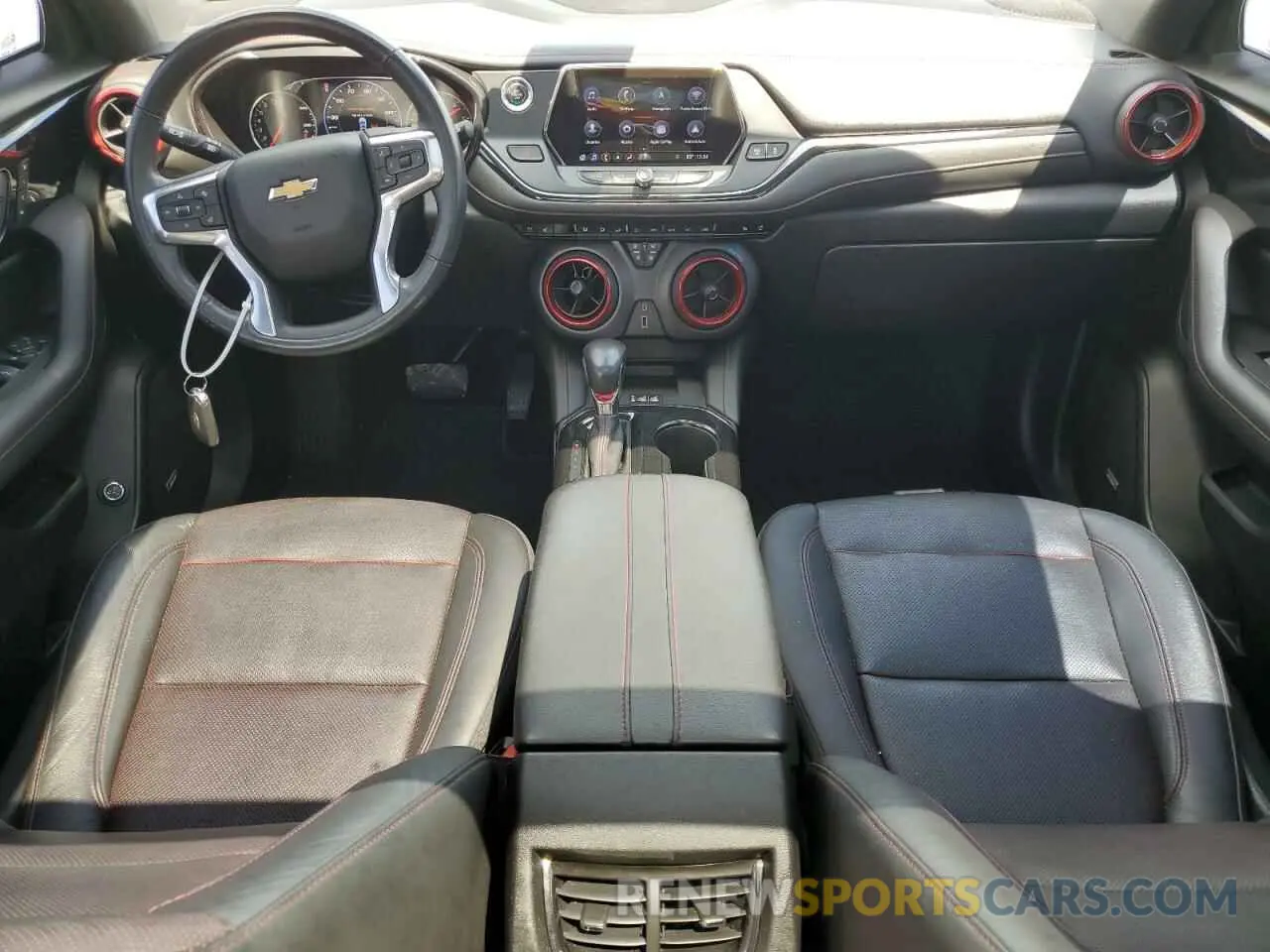 8 fotografías del automóvil dañado 3GNKBJRS5KS700855 CHEVROLET BLAZER 2019