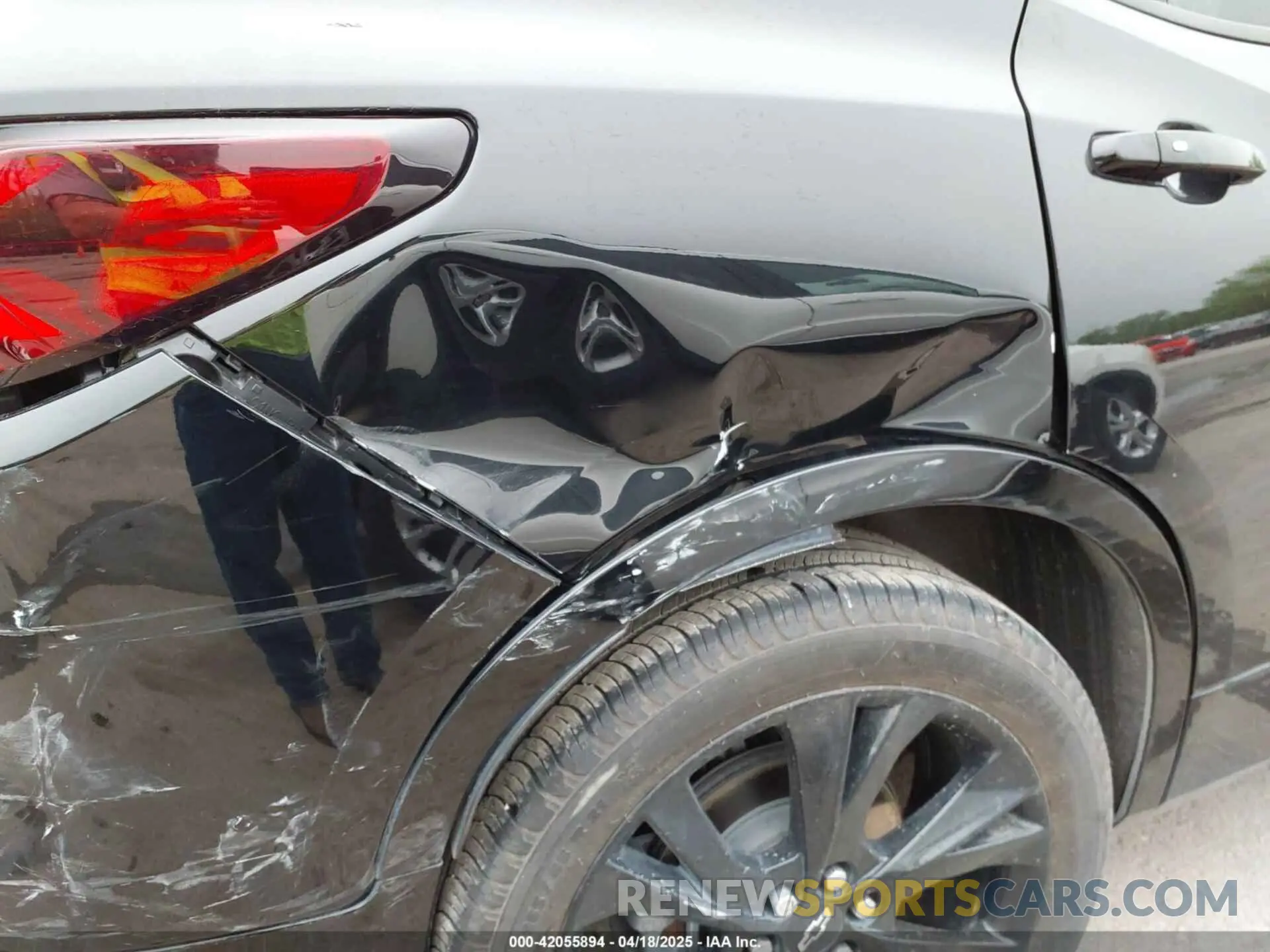 17 fotografías del automóvil dañado 3GNKBJRS8KS589136 CHEVROLET BLAZER 2019