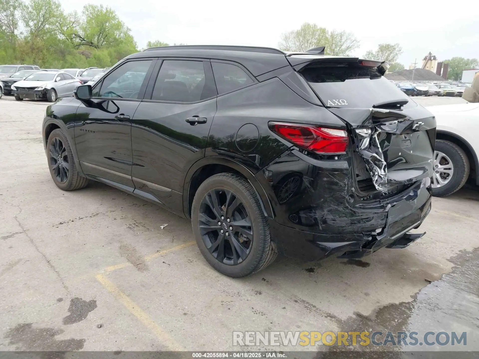 3 fotografías del automóvil dañado 3GNKBJRS8KS589136 CHEVROLET BLAZER 2019