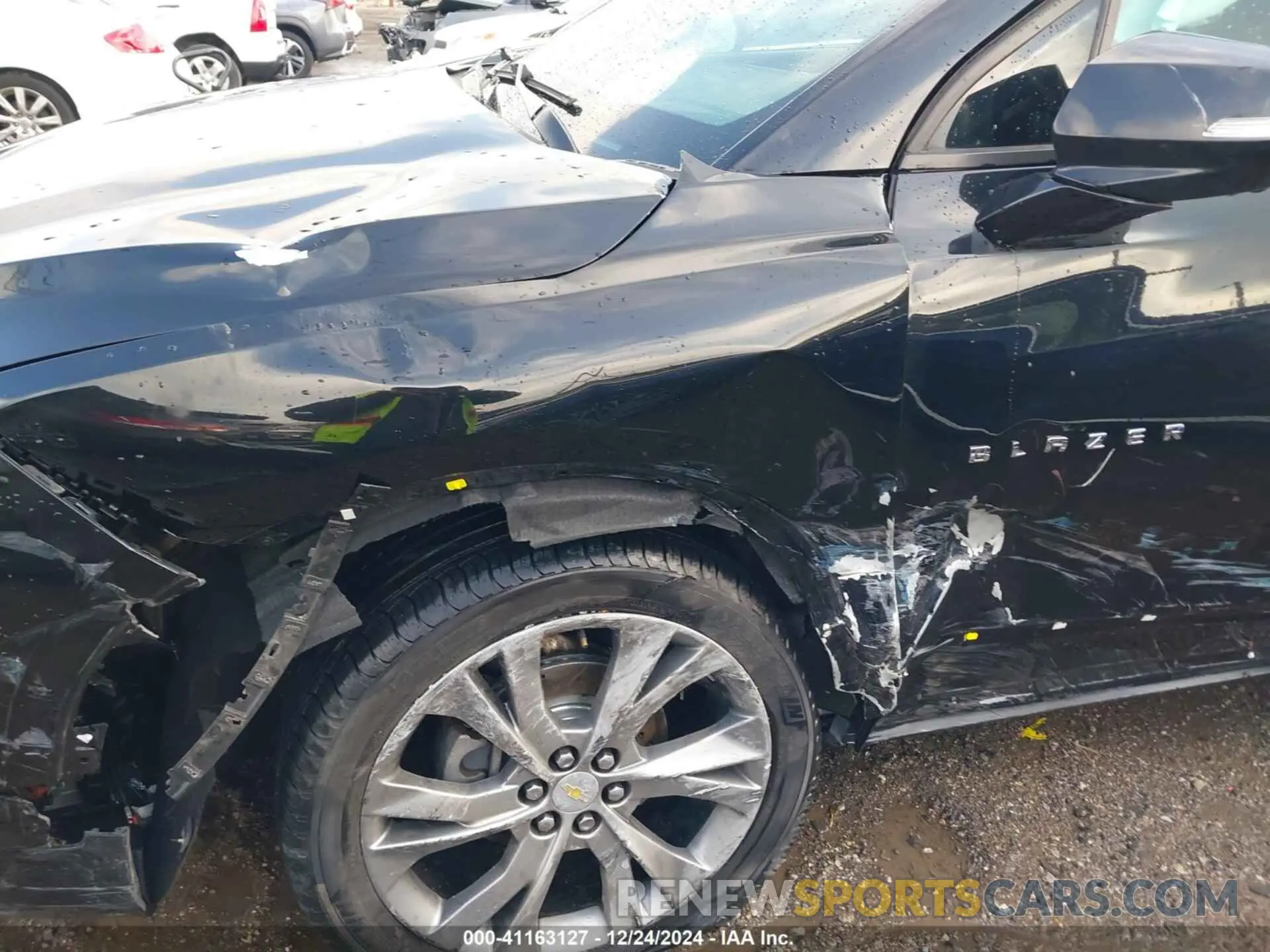17 fotografías del automóvil dañado 3GNKBKRS8KS697942 CHEVROLET BLAZER 2019