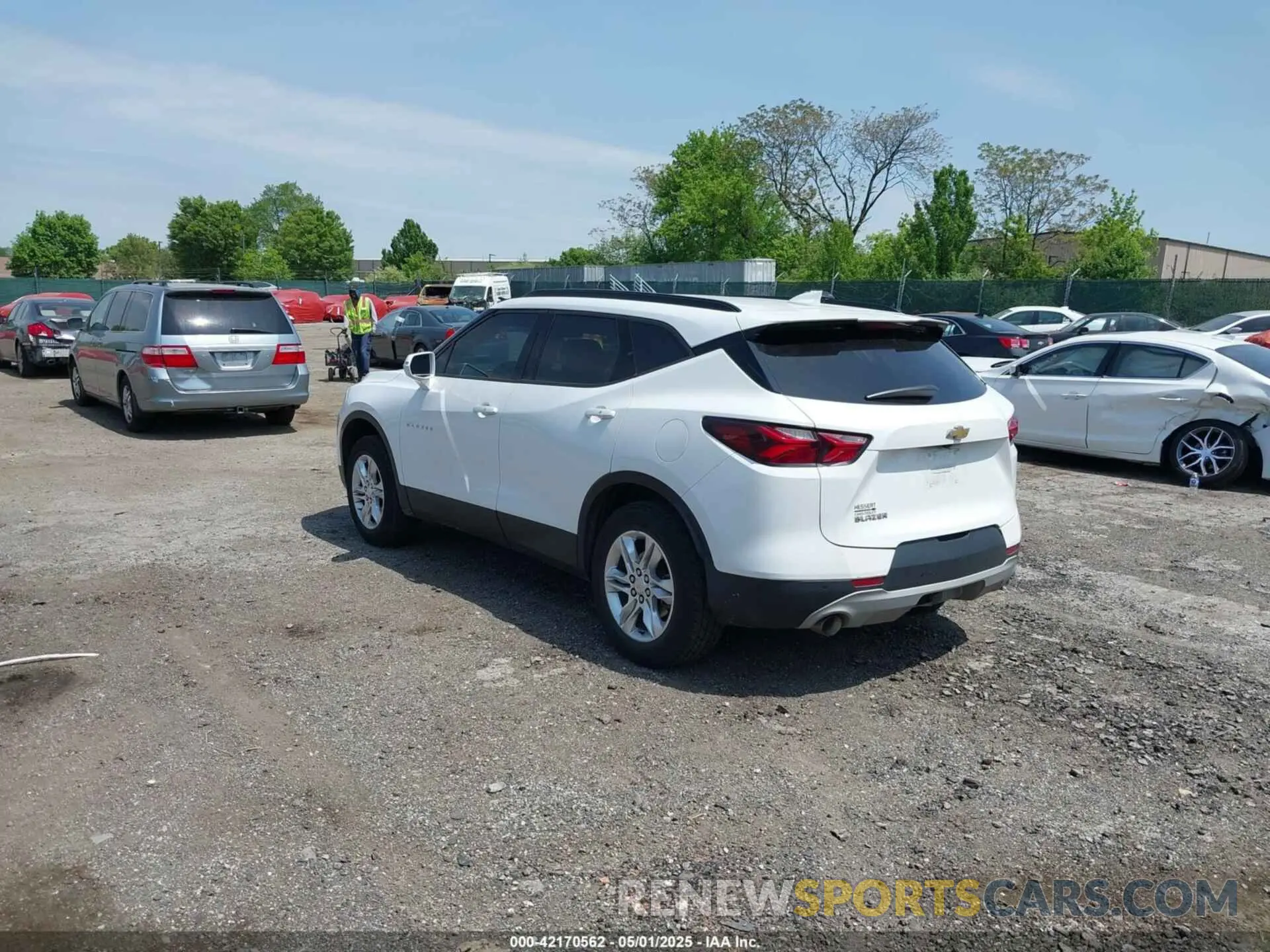 3 fotografías del automóvil dañado 3GNKBBRA0LS607451 CHEVROLET BLAZER 2020