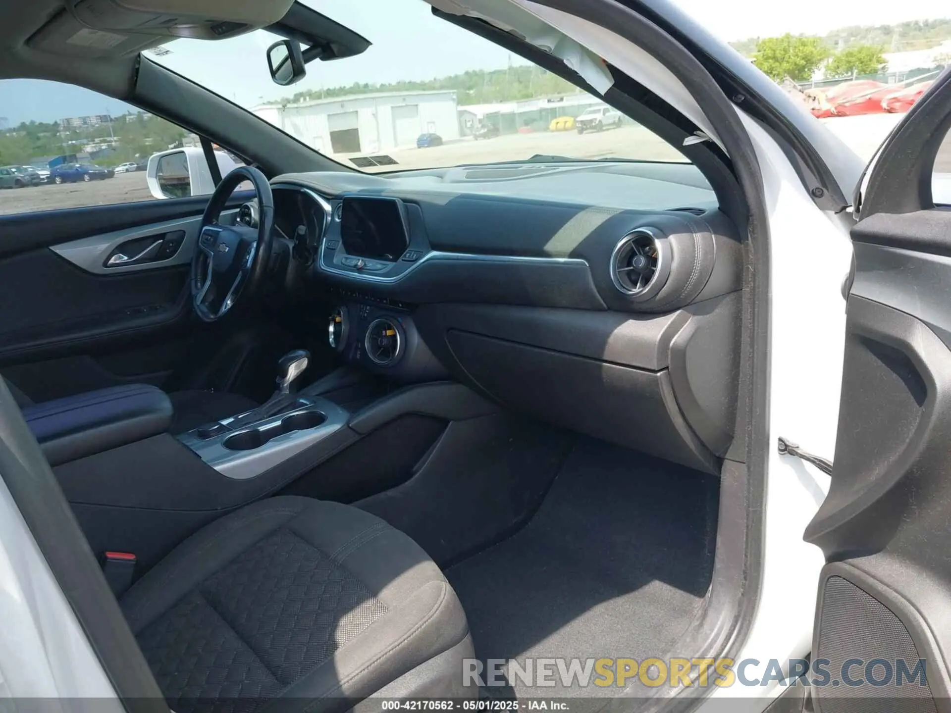 5 fotografías del automóvil dañado 3GNKBBRA0LS607451 CHEVROLET BLAZER 2020