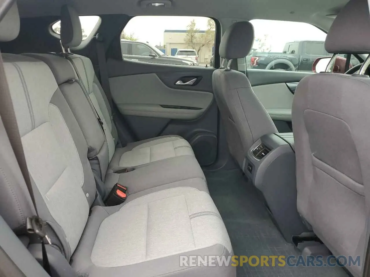 11 fotografías del automóvil dañado 3GNKBBRA1LS667965 CHEVROLET BLAZER 2020