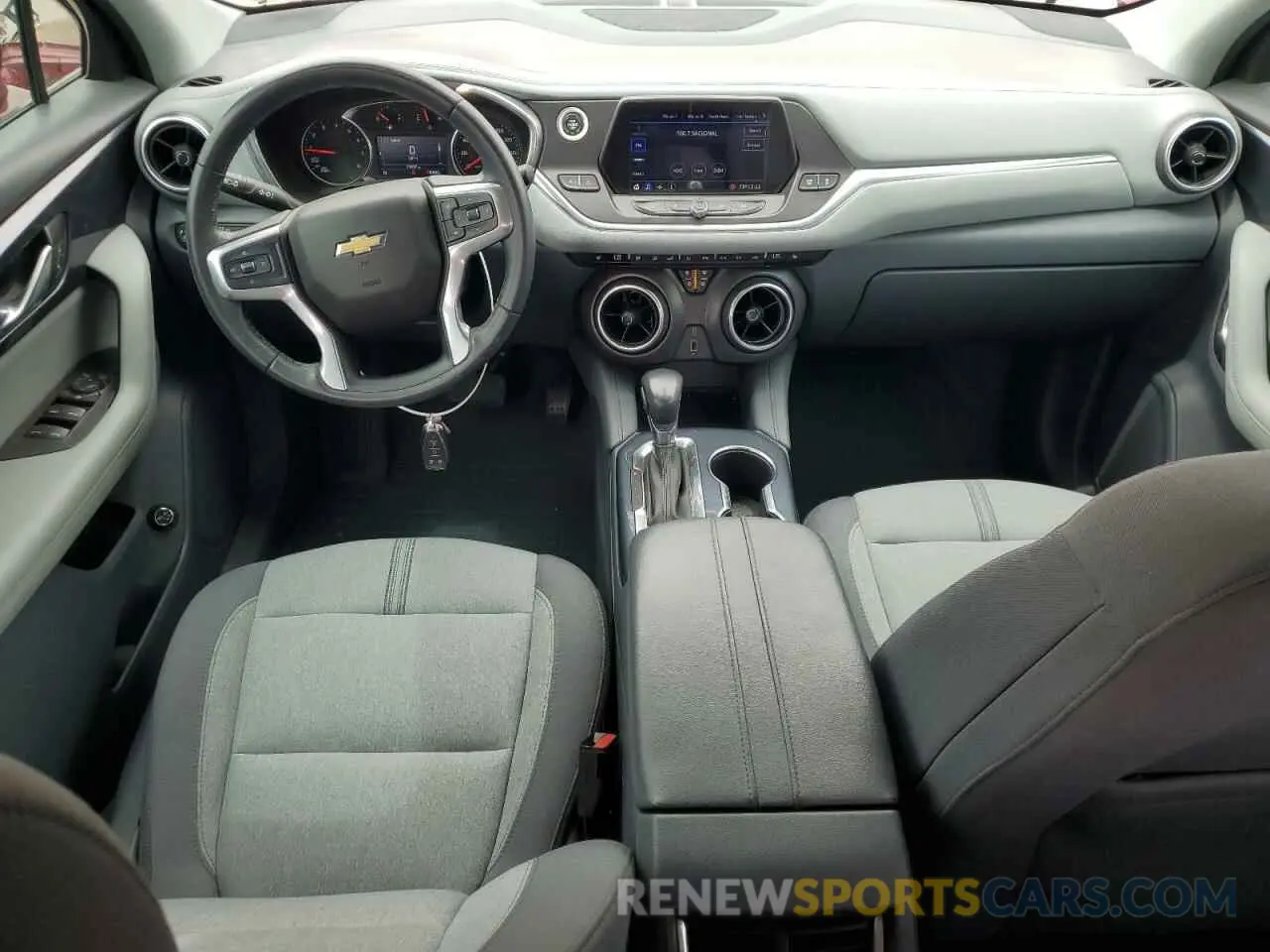 8 fotografías del automóvil dañado 3GNKBBRA1LS667965 CHEVROLET BLAZER 2020