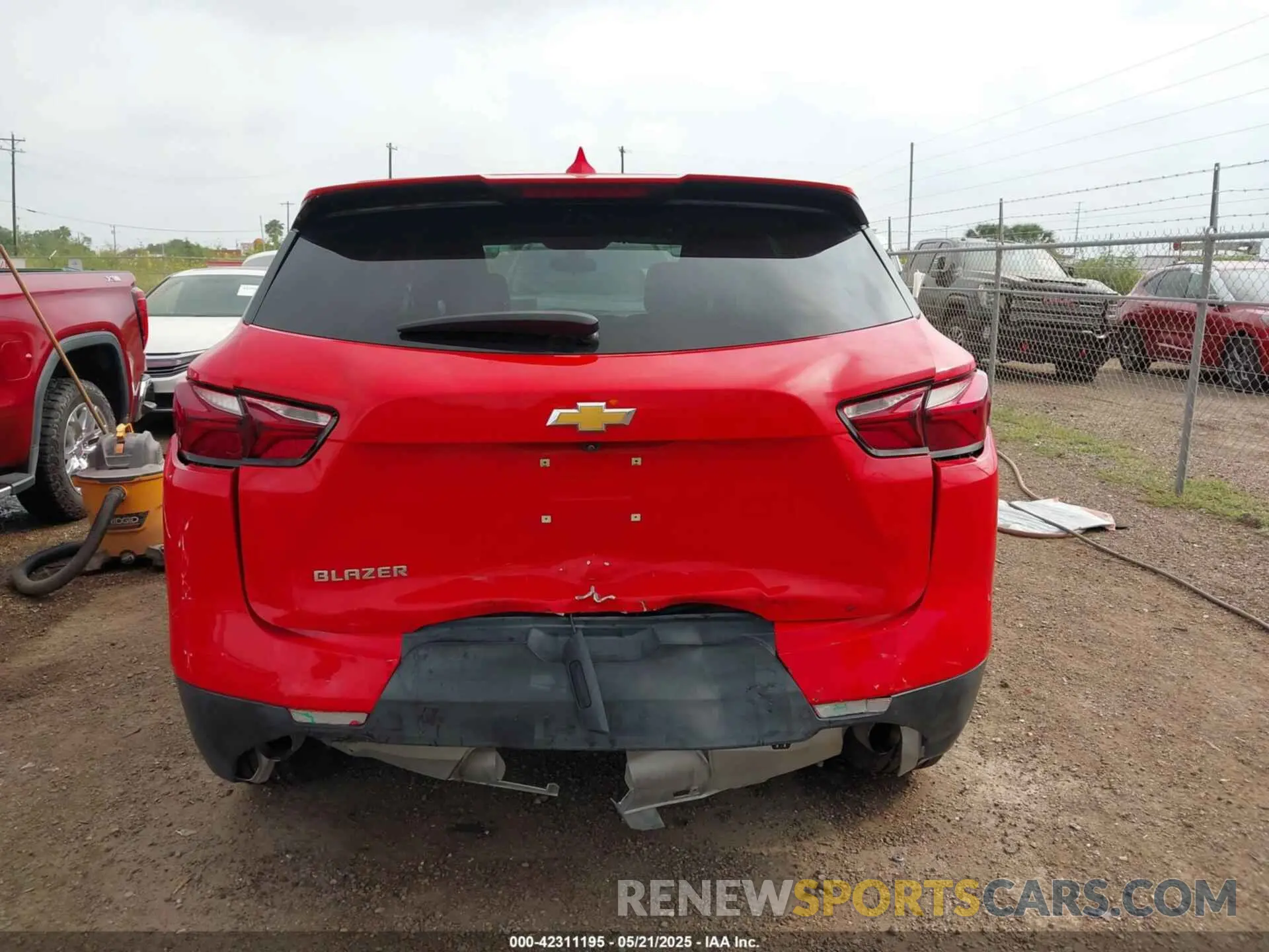 16 fotografías del automóvil dañado 3GNKBBRA2LS699128 CHEVROLET BLAZER 2020