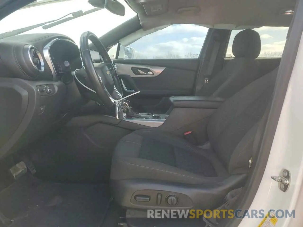 7 fotografías del automóvil dañado 3GNKBBRA6LS590686 CHEVROLET BLAZER 2020