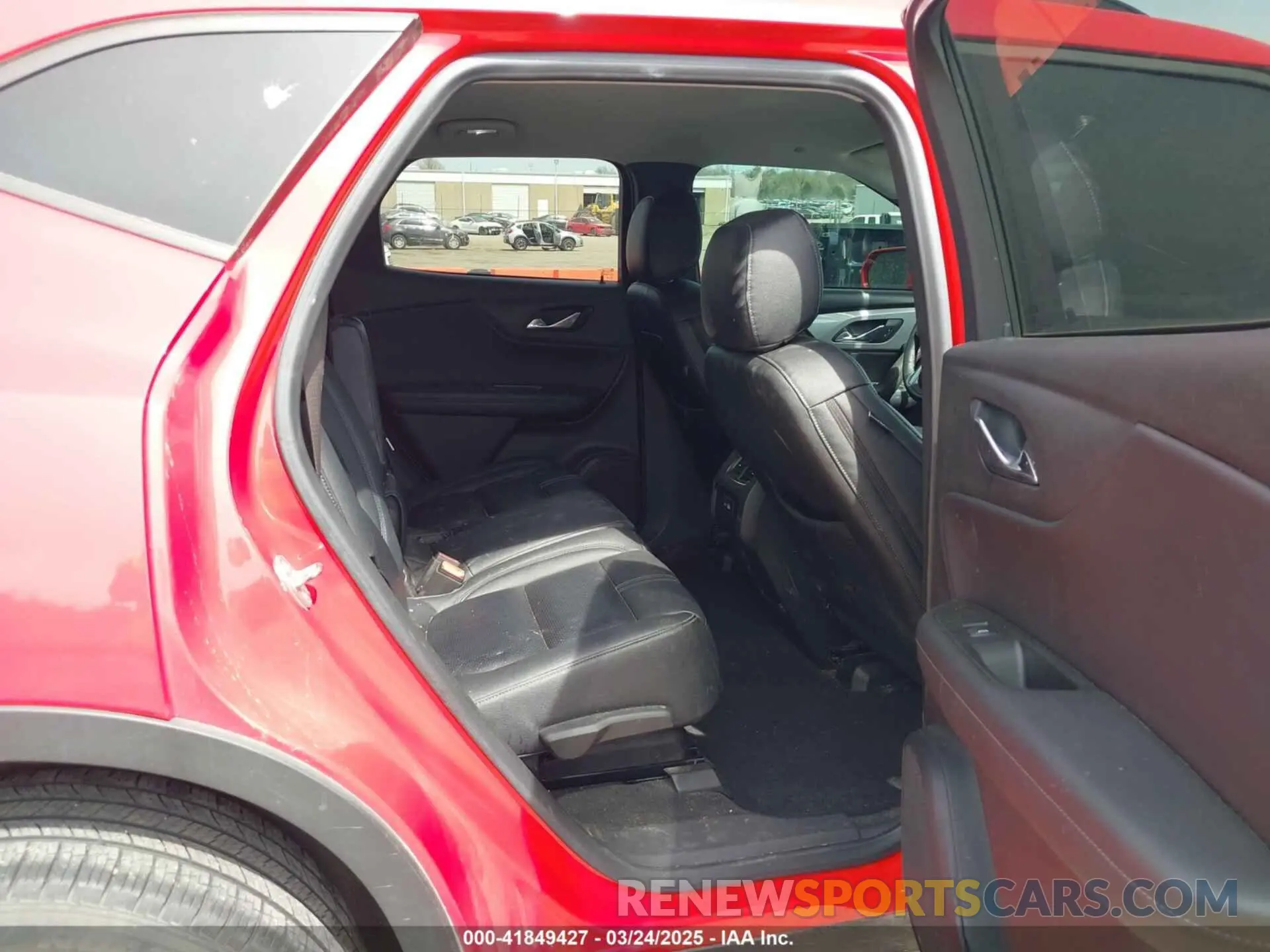 8 fotografías del automóvil dañado 3GNKBBRA6LS708980 CHEVROLET BLAZER 2020
