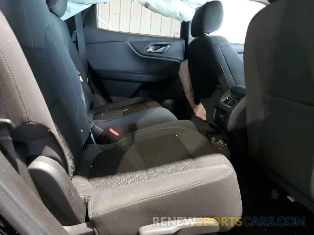 11 fotografías del automóvil dañado 3GNKBCR43LS615463 CHEVROLET BLAZER 2020