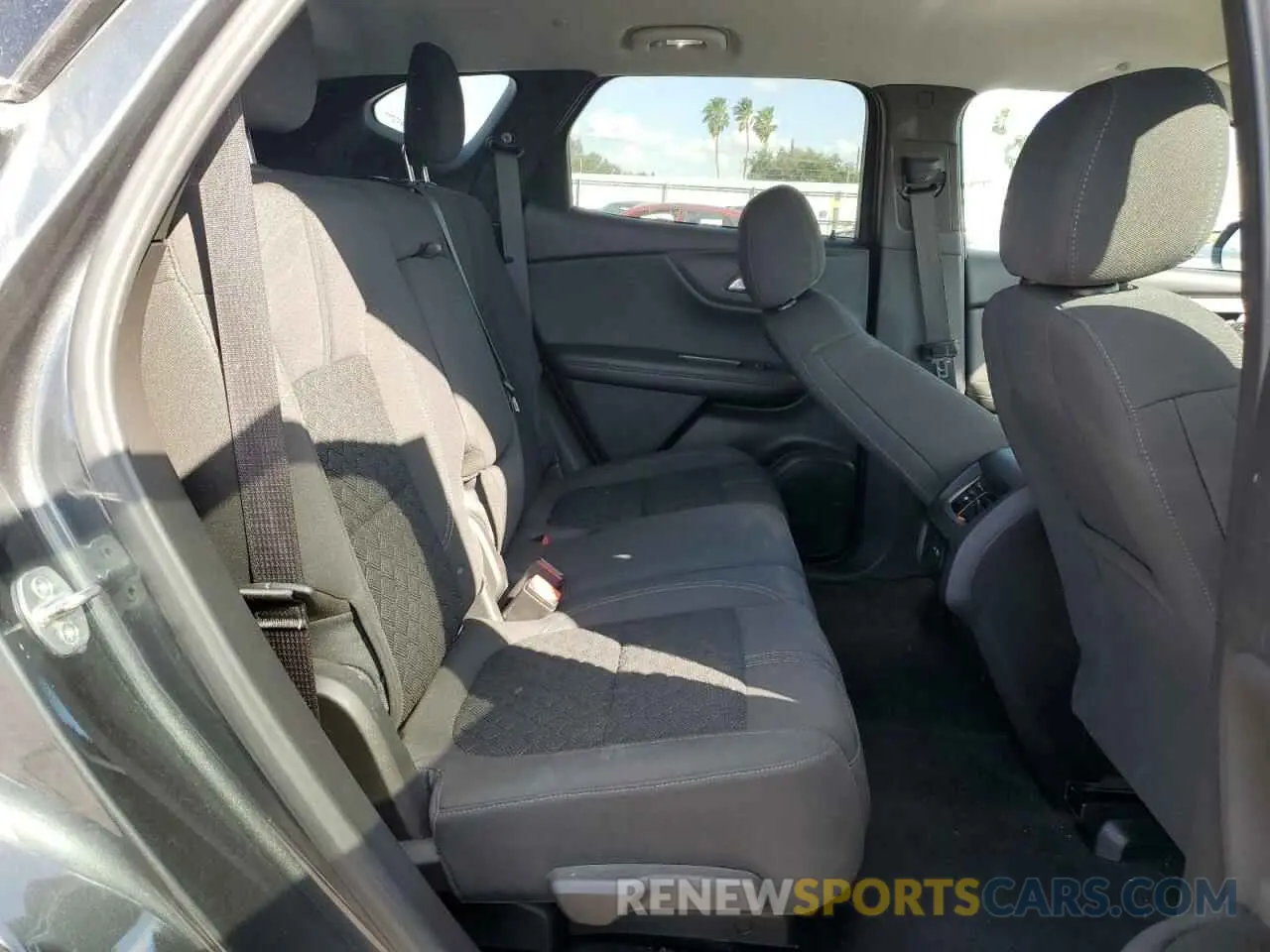 11 fotografías del automóvil dañado 3GNKBCR44LS658578 CHEVROLET BLAZER 2020