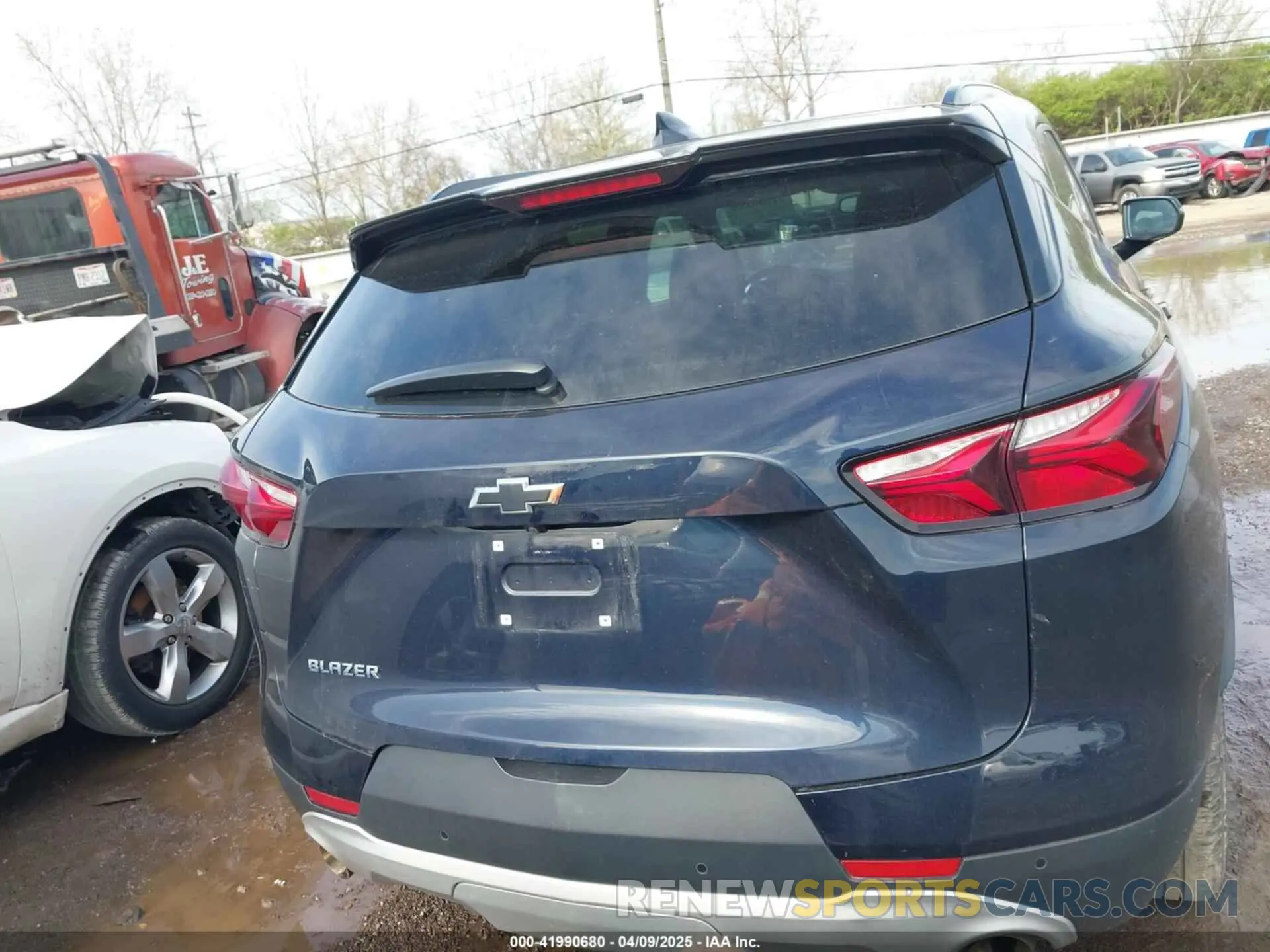 16 fotografías del automóvil dañado 3GNKBCR49LS632879 CHEVROLET BLAZER 2020