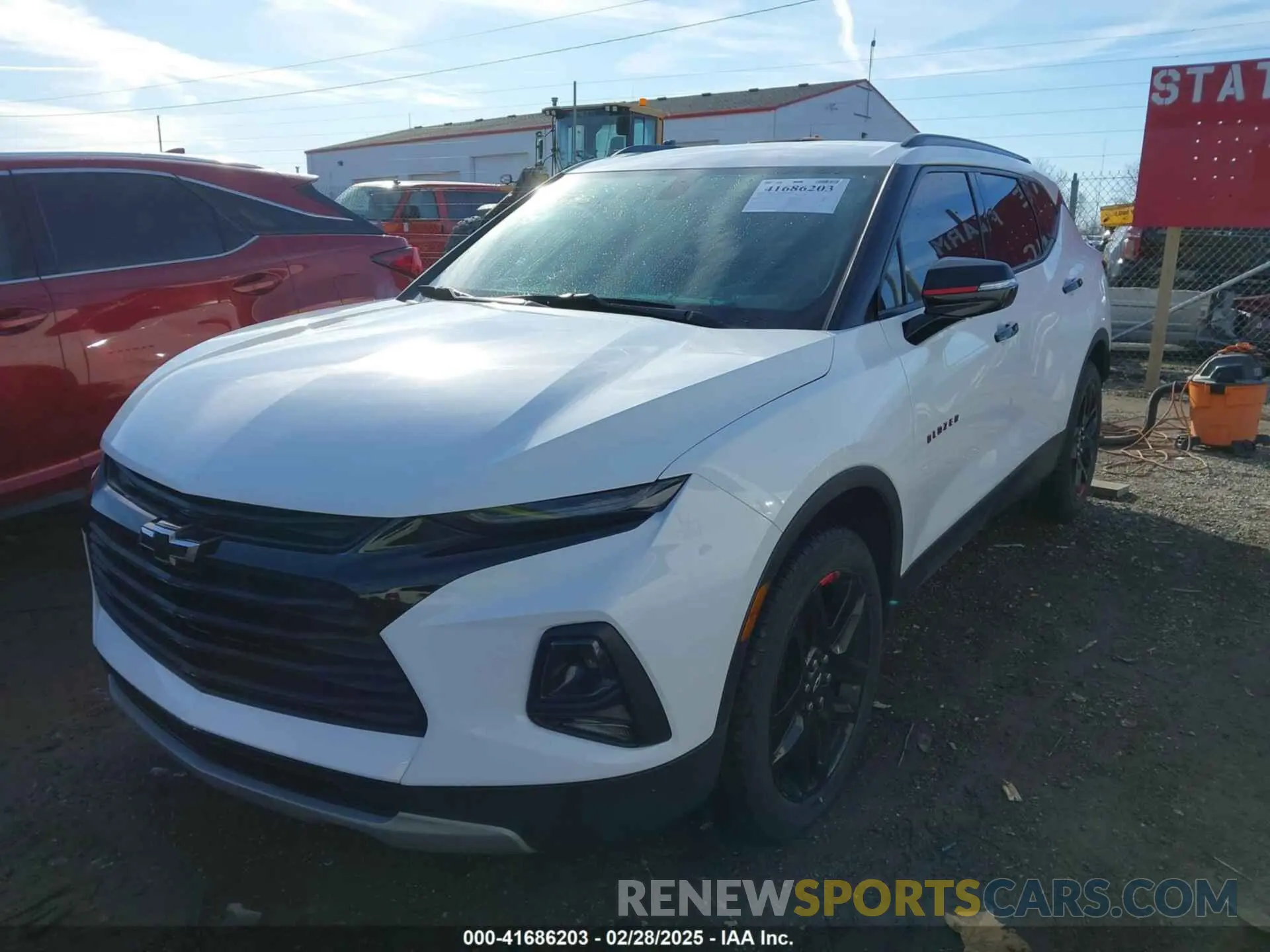 2 fotografías del automóvil dañado 3GNKBCR4XLS698213 CHEVROLET BLAZER 2020
