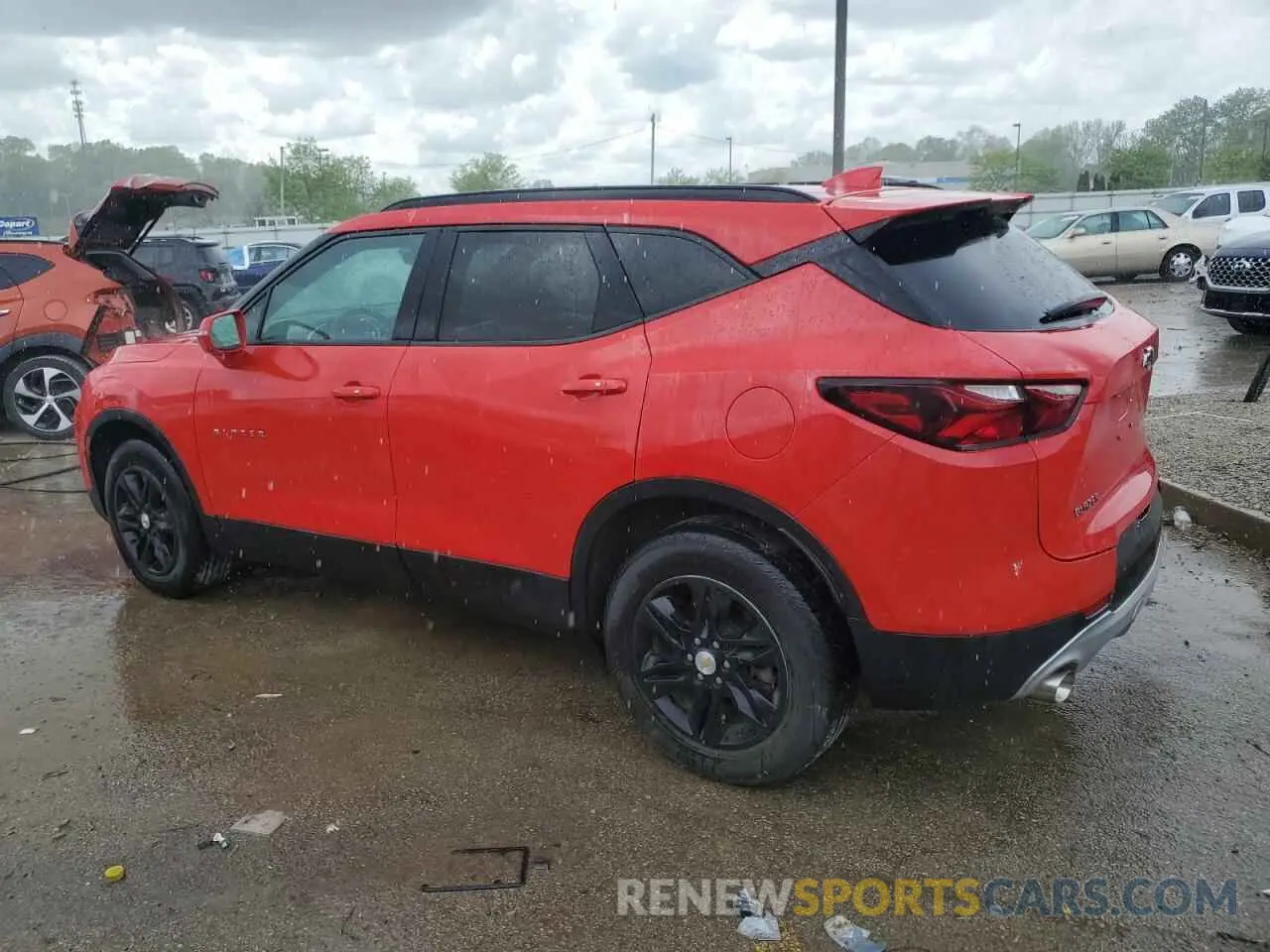 2 fotografías del automóvil dañado 3GNKBCRS3LS673457 CHEVROLET BLAZER 2020