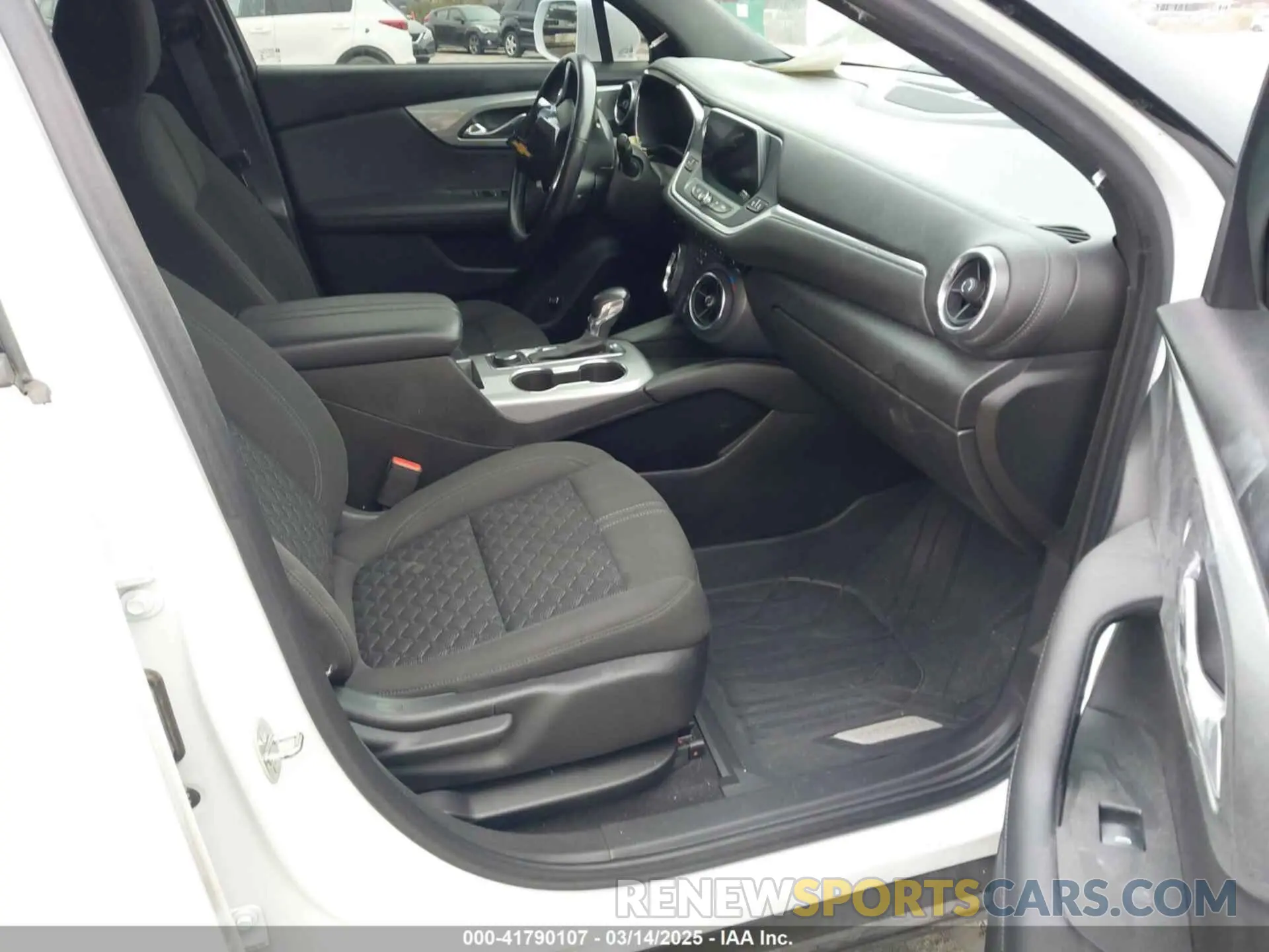 5 fotografías del automóvil dañado 3GNKBCRS7LS603556 CHEVROLET BLAZER 2020