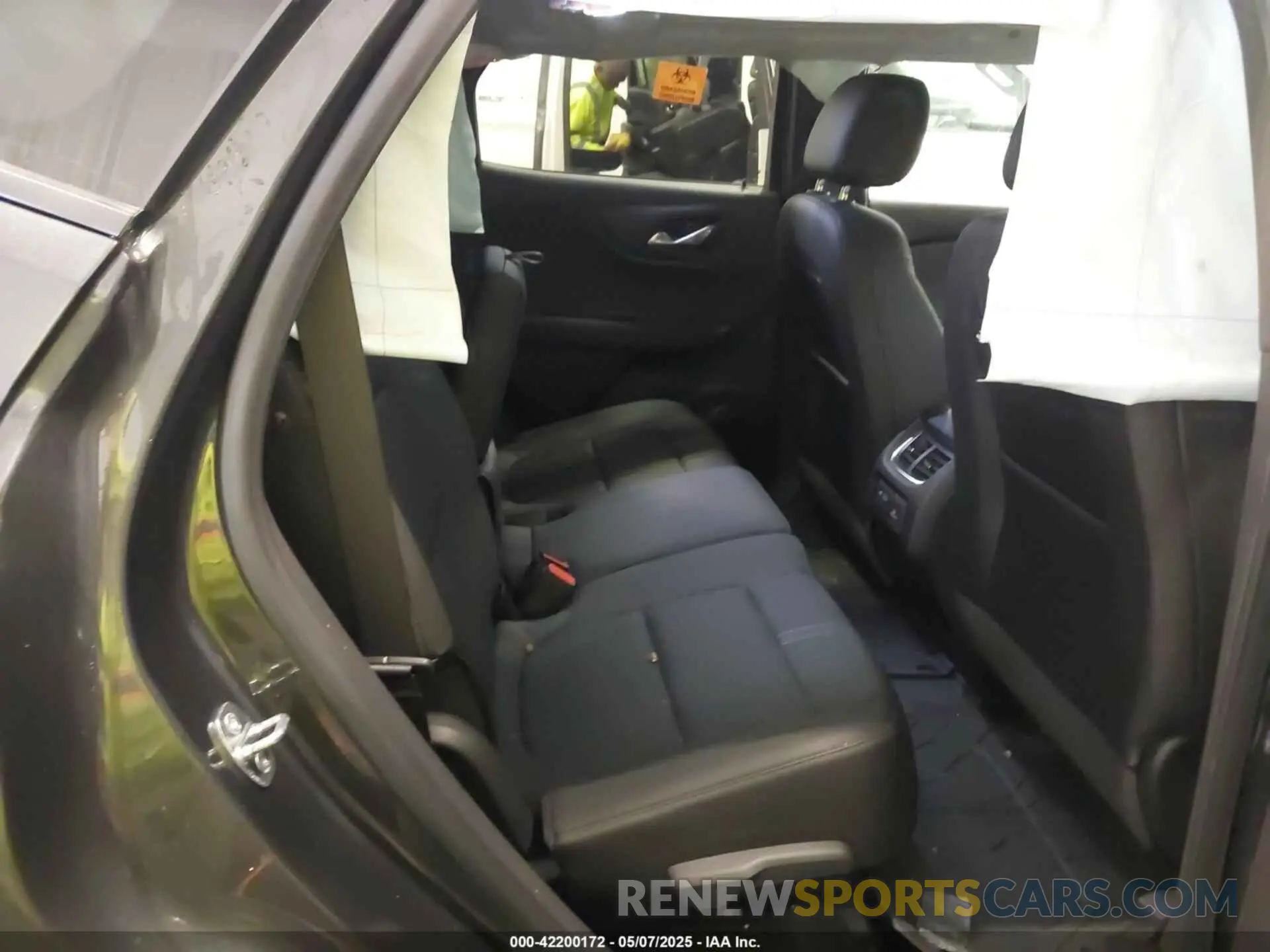 8 fotografías del automóvil dañado 3GNKBJR46LS655282 CHEVROLET BLAZER 2020