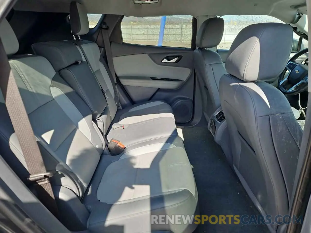 11 fotografías del automóvil dañado 3GNKBJR49LS659679 CHEVROLET BLAZER 2020