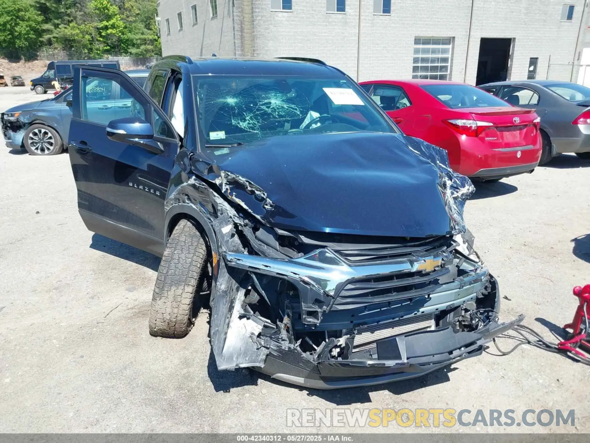 12 fotografías del automóvil dañado 3GNKBJRS1LS658332 CHEVROLET BLAZER 2020