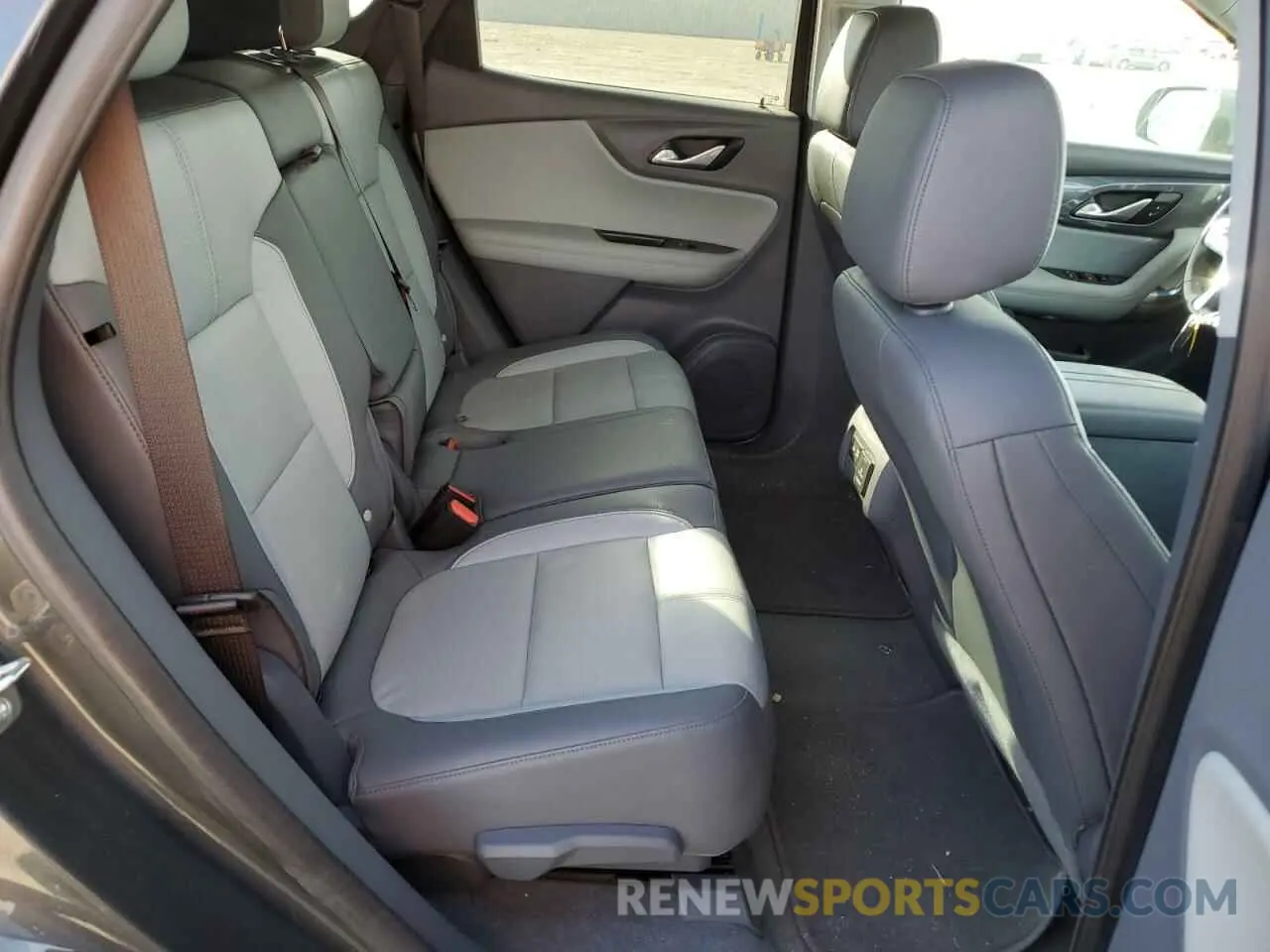 11 fotografías del automóvil dañado 3GNKBJRS2LS580336 CHEVROLET BLAZER 2020