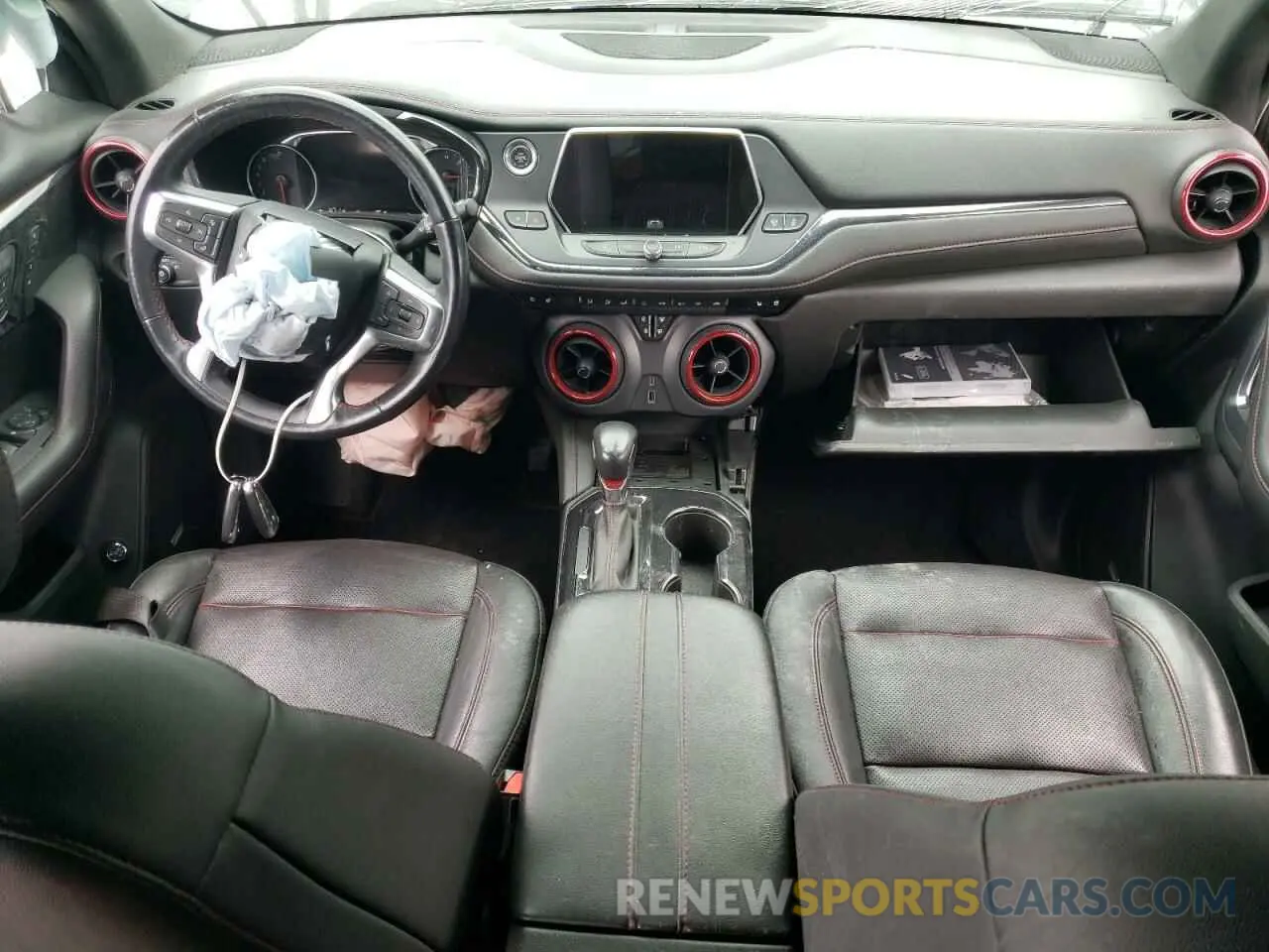 8 fotografías del automóvil dañado 3GNKBKRS5LS686124 CHEVROLET BLAZER 2020