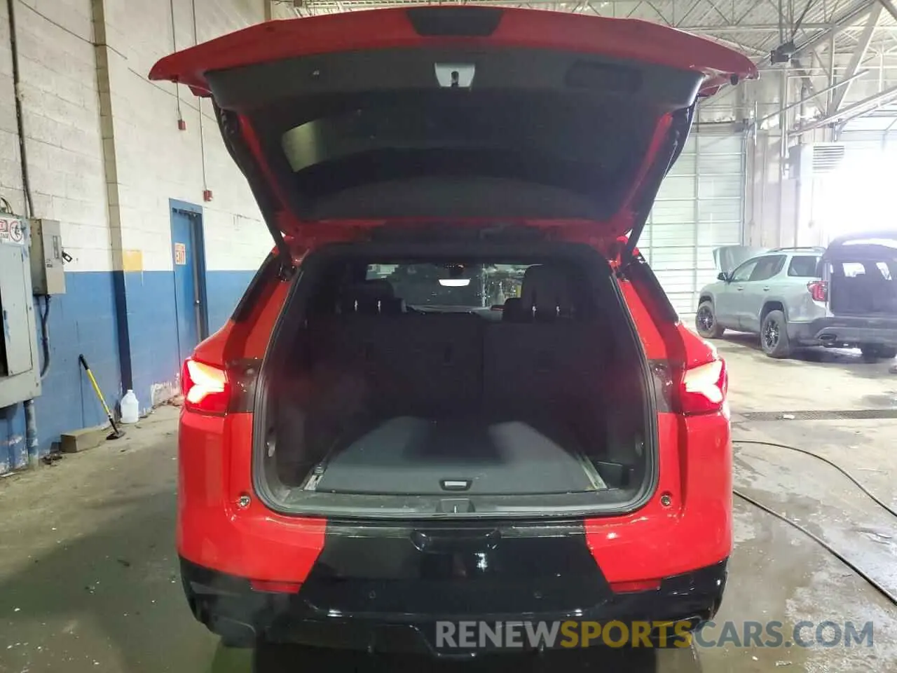 6 fotografías del automóvil dañado 3GNKBKRS6LS539942 CHEVROLET BLAZER 2020