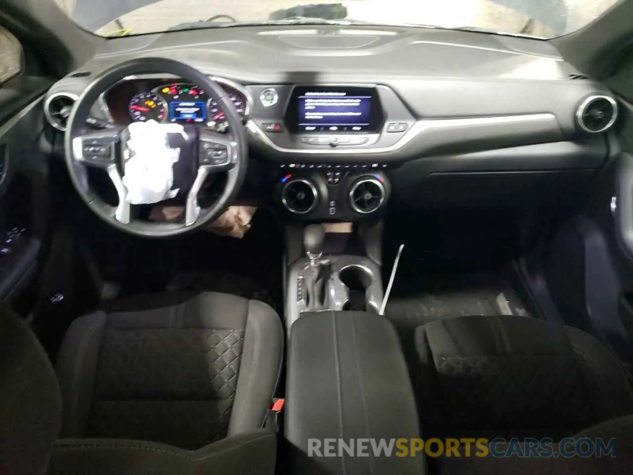 8 fotografías del automóvil dañado 3GNKBBRAXMS512008 CHEVROLET BLAZER 2021