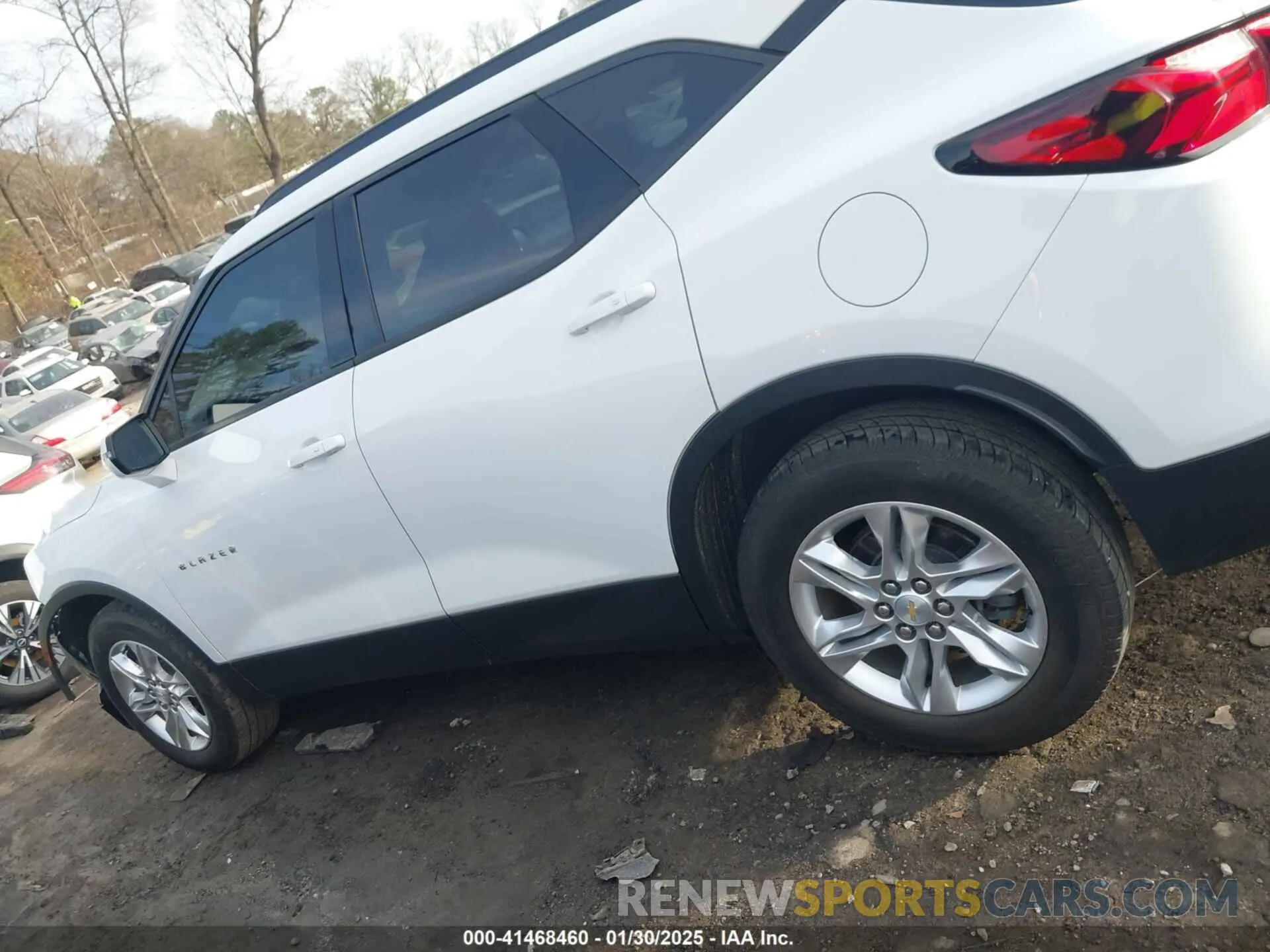 14 fotografías del automóvil dañado 3GNKBCR45MS572360 CHEVROLET BLAZER 2021
