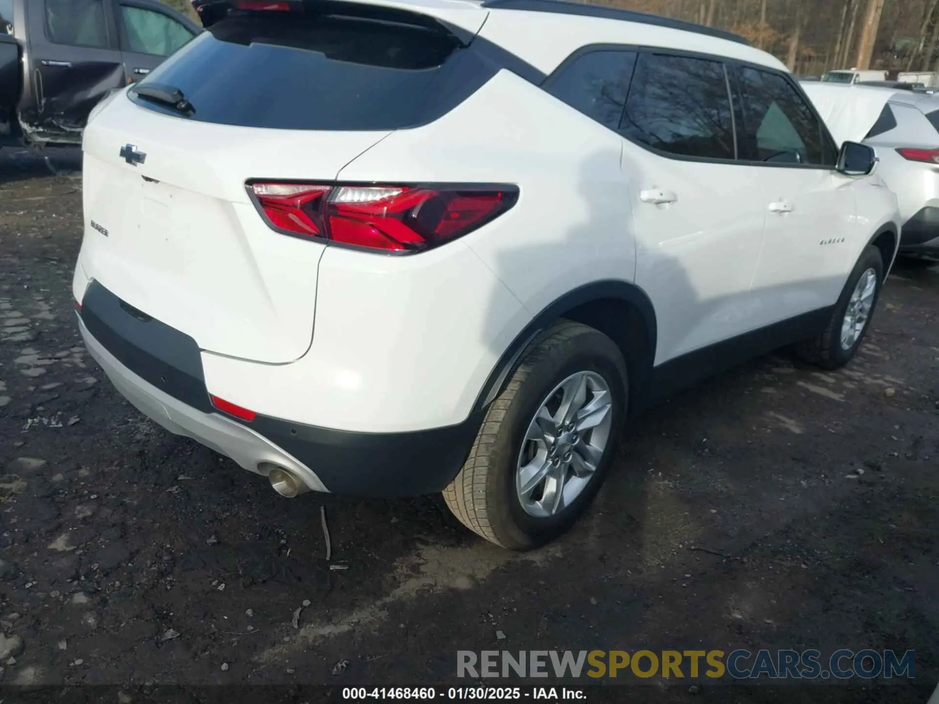 4 fotografías del automóvil dañado 3GNKBCR45MS572360 CHEVROLET BLAZER 2021