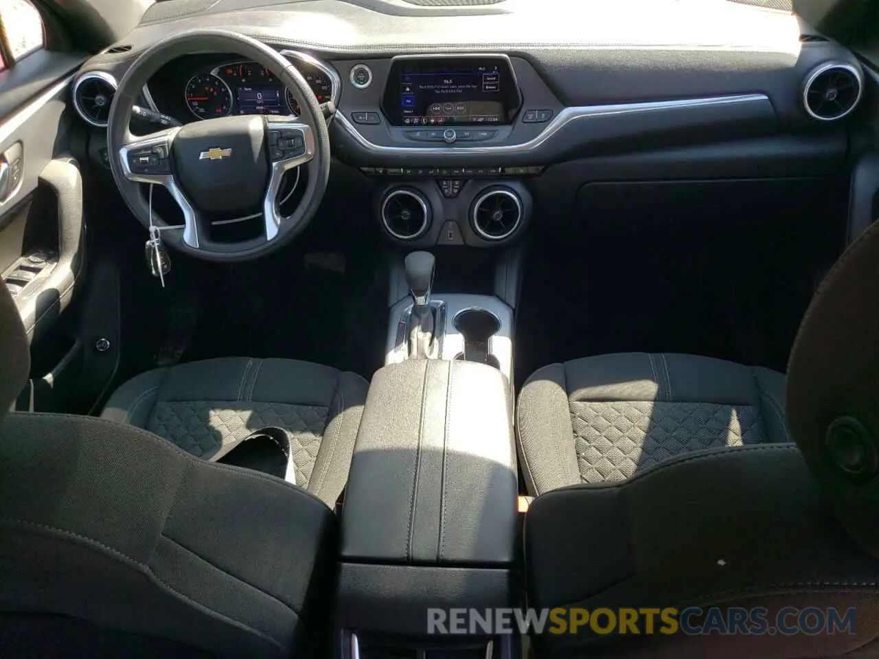 8 fotografías del automóvil dañado 3GNKBCRS2MS553795 CHEVROLET BLAZER 2021